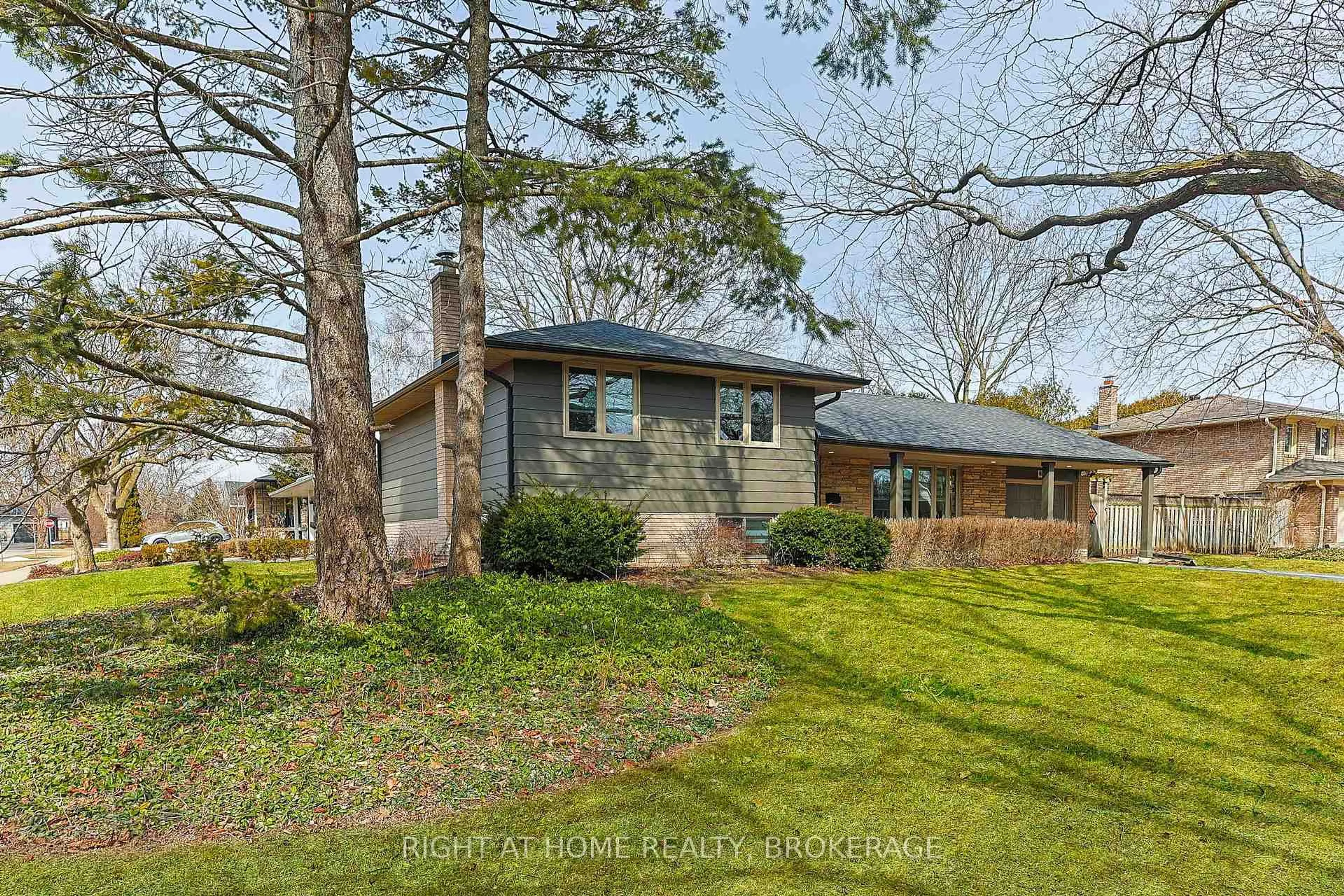 Unknown for 4453 Concord Pl, Burlington Ontario L7L 1J5