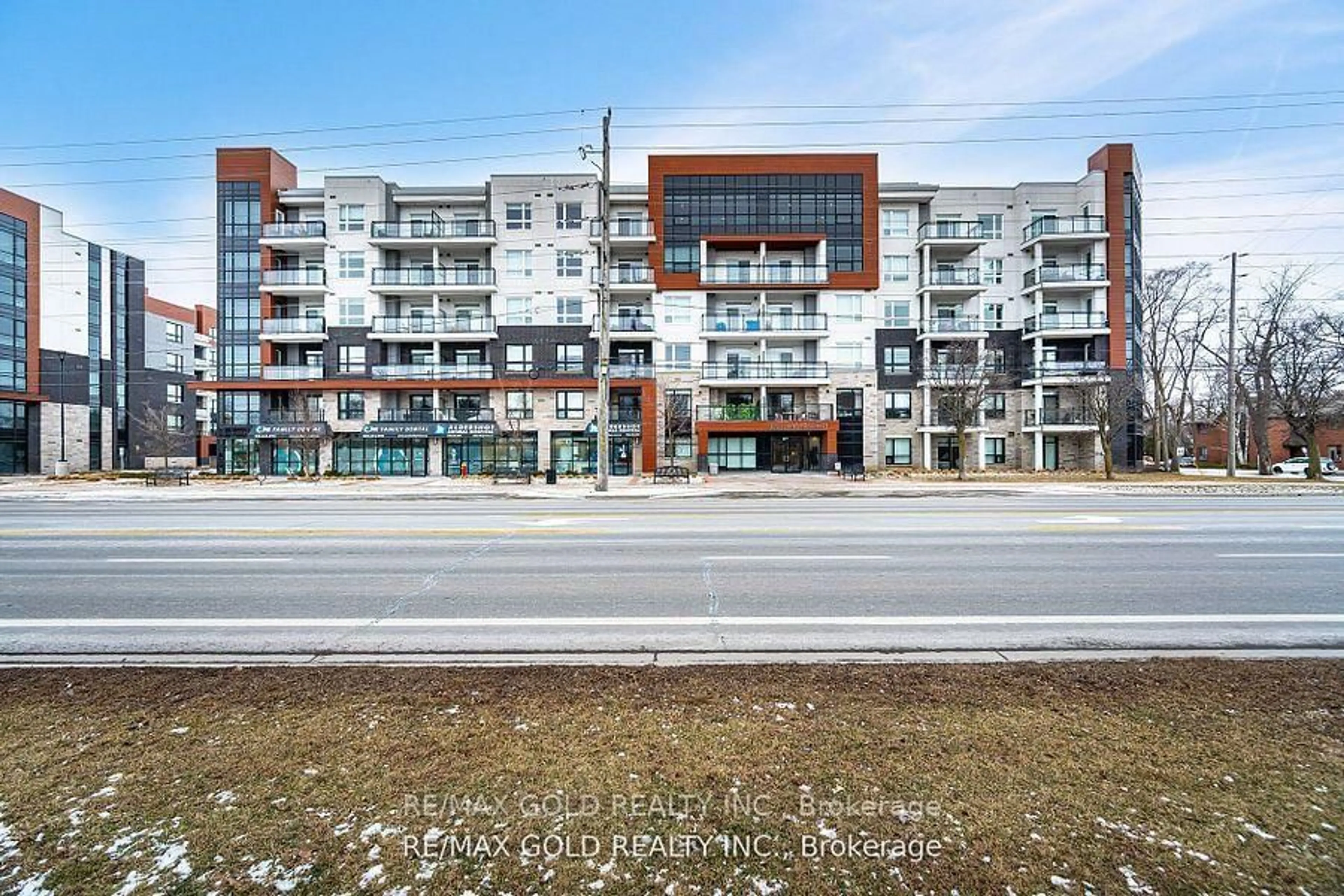 Unknown for 320 Plains Rd #213, Burlington Ontario L7T 0C1