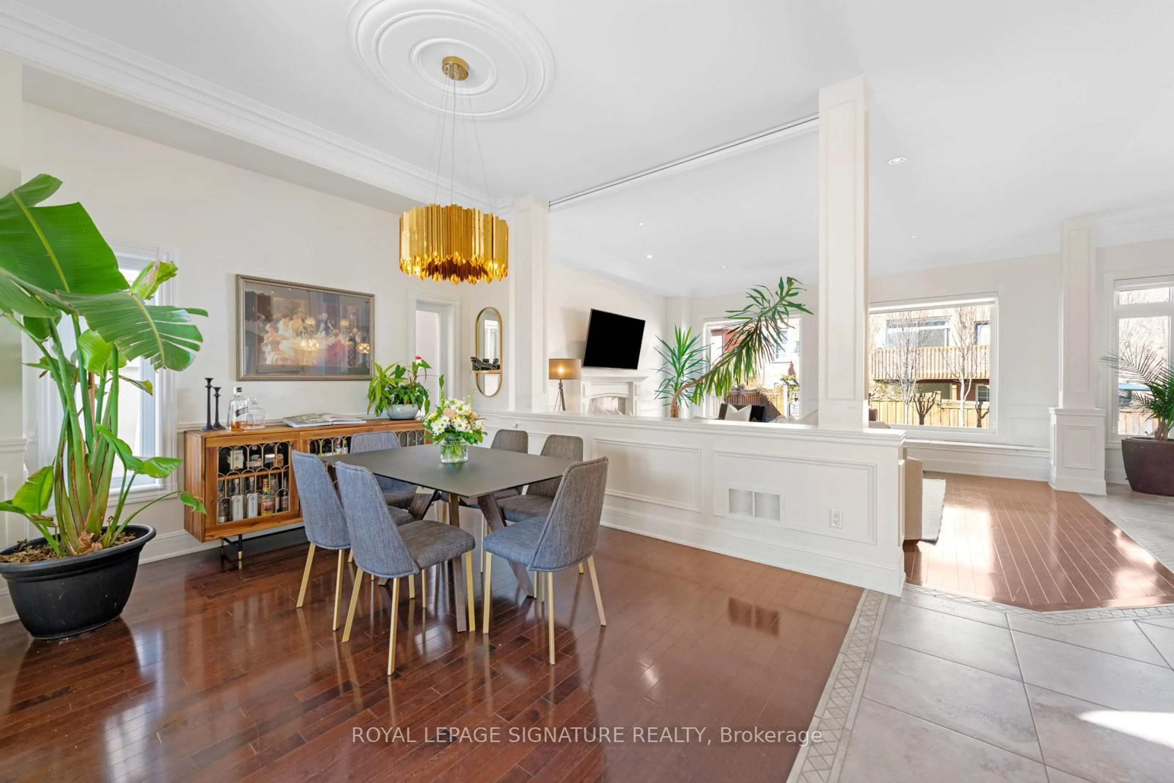 Dining room, unknown for 2357 Kwinter Rd, Oakville Ontario L6M 0H3