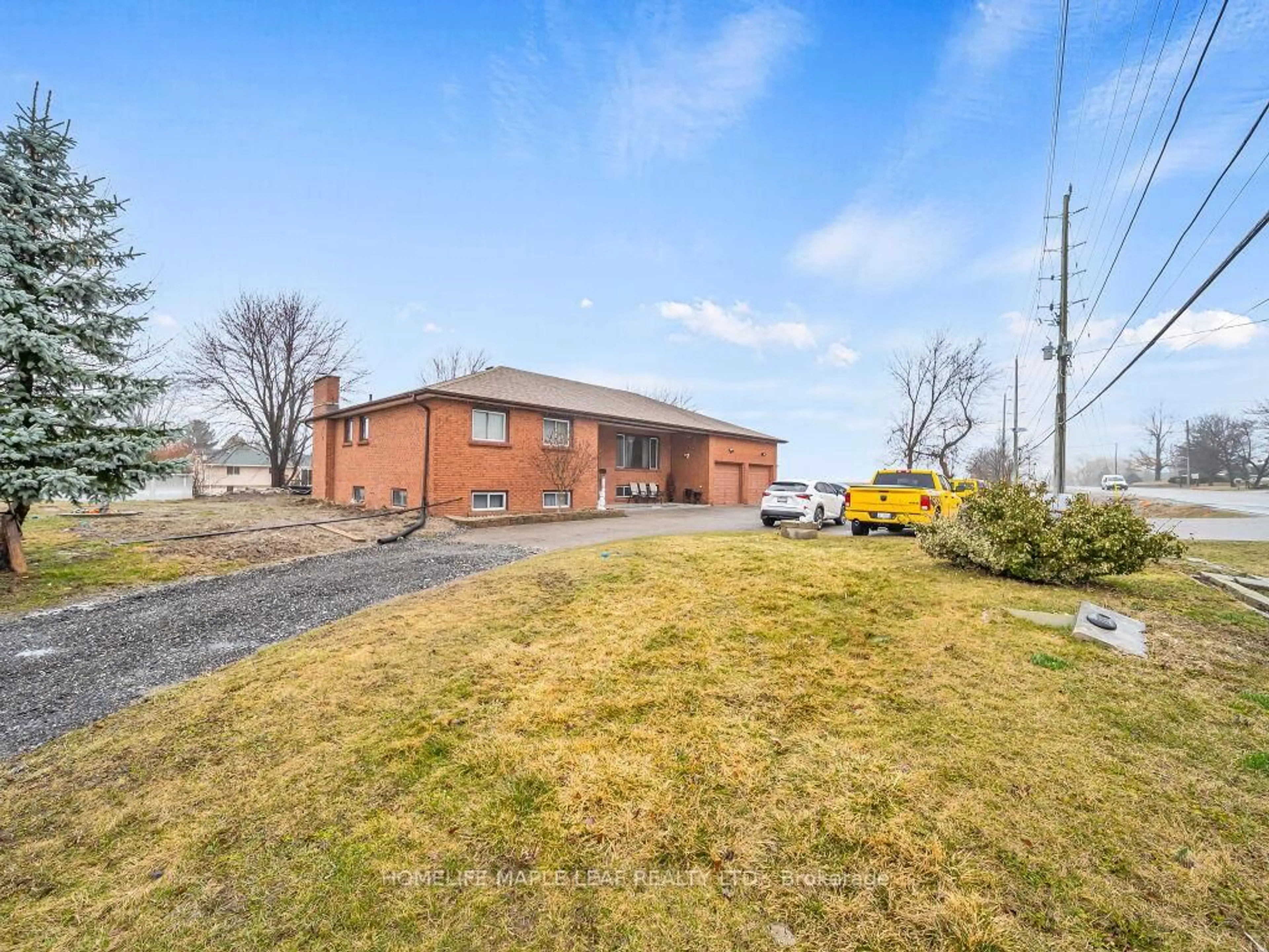 A pic from outside/outdoor area/front of a property/back of a property/a pic from drone, street for 13089 10th side Rd, Halton Hills Ontario L7G 4S5