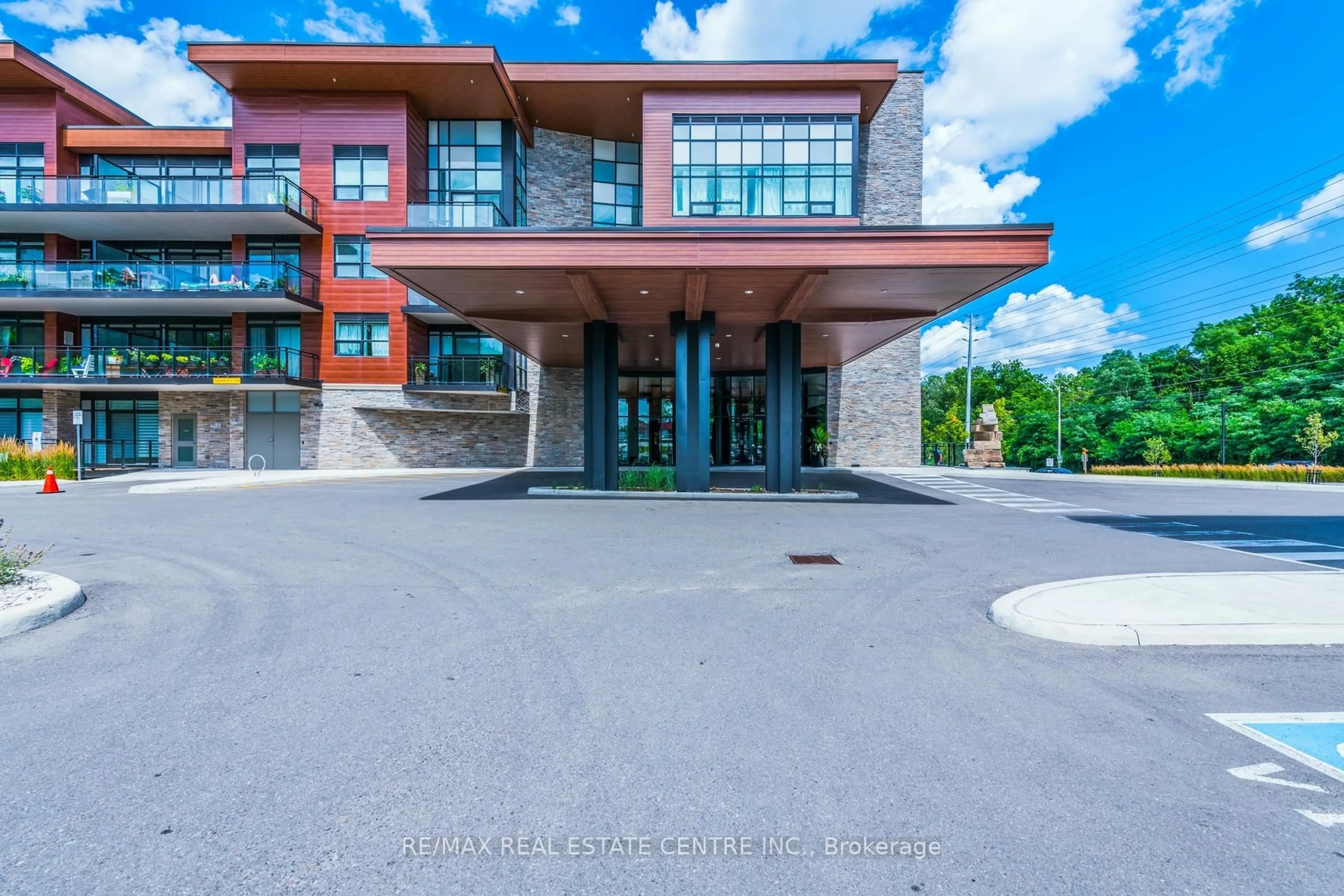 Unknown for 1575 Lakeshore Rd #G28, Mississauga Ontario L5J 1J4