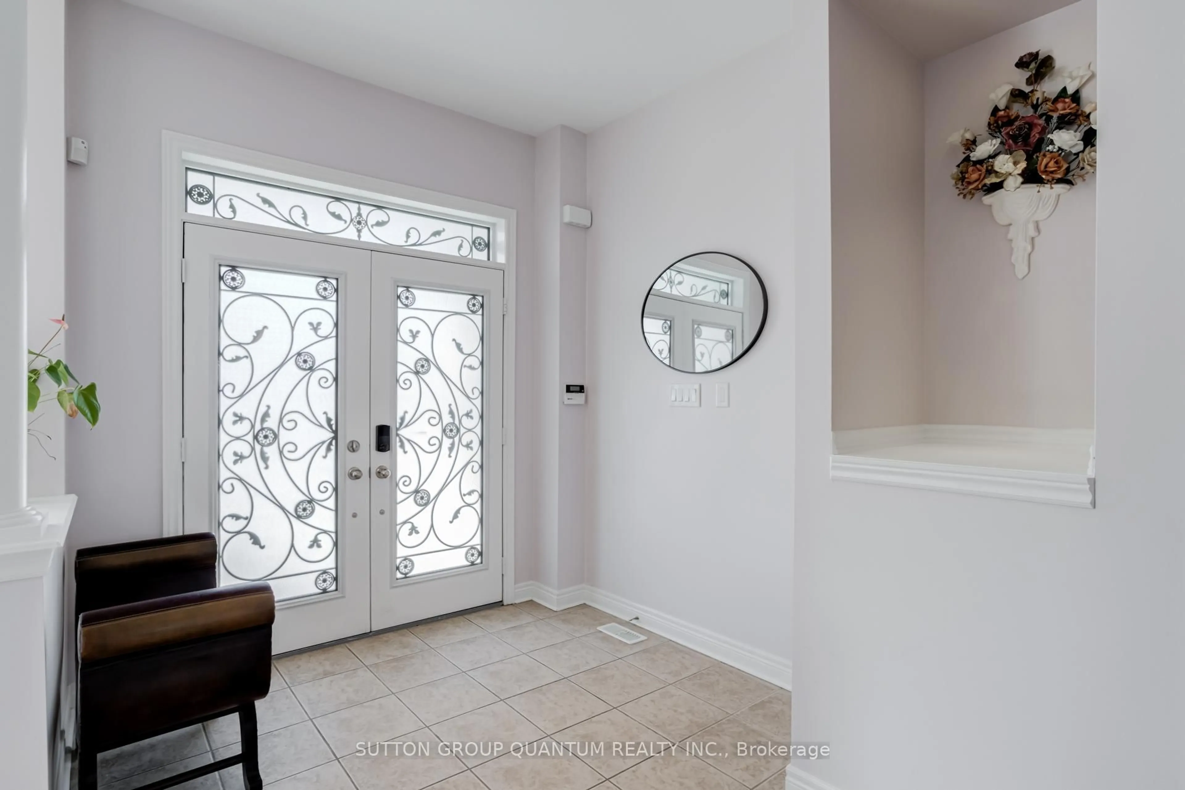 Indoor entryway for 49 Supino Cres, Brampton Ontario L6P 1X3