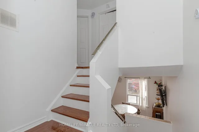 Additional property image - 12 Eden Park Unit 12