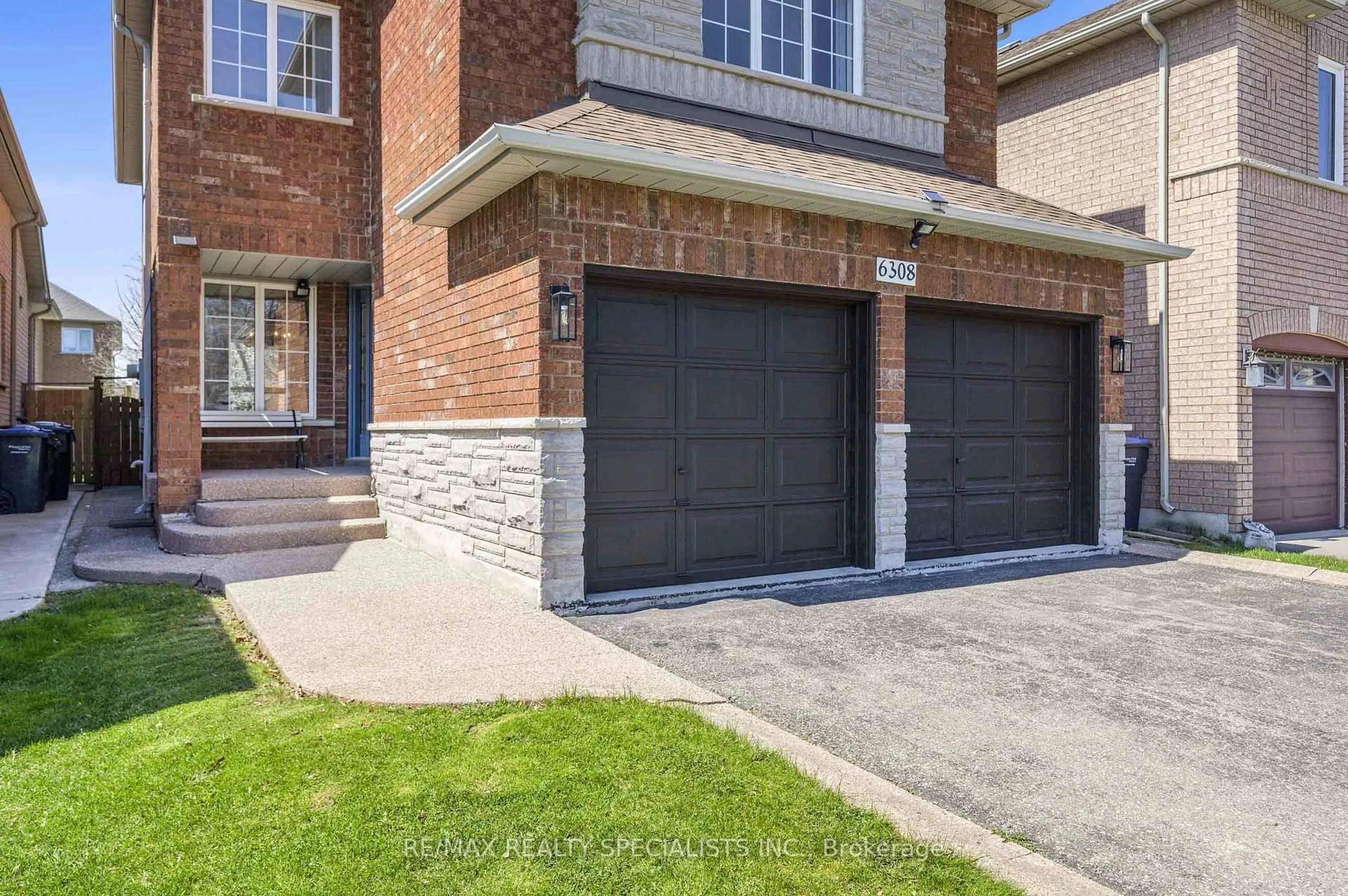 Home with brick exterior material, street for 6308 Glen Meadows Rd, Mississauga Ontario L5N 7T9