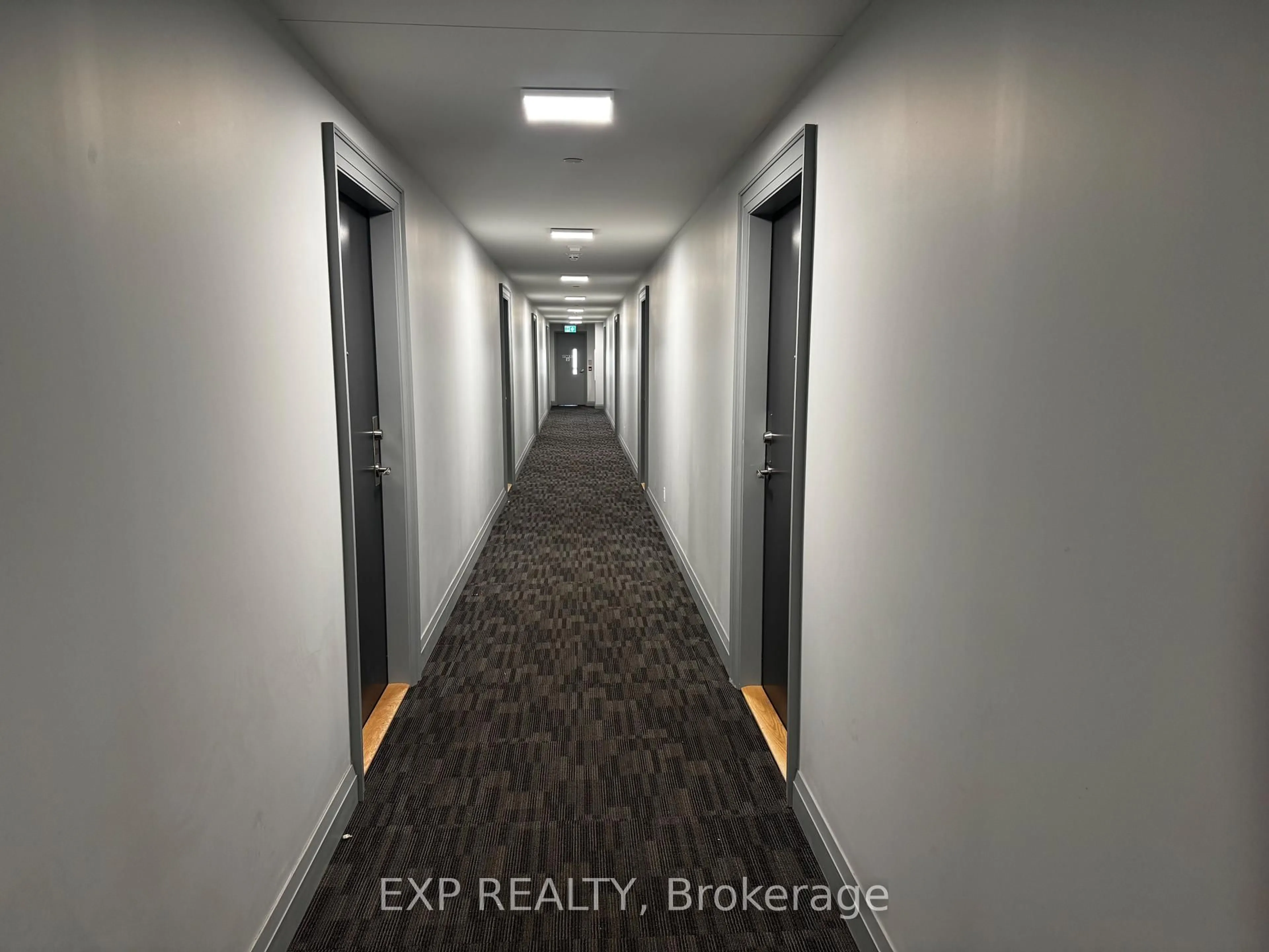 Unknown for 85 Attmar Dr #238, Brampton Ontario L6P 0Y6