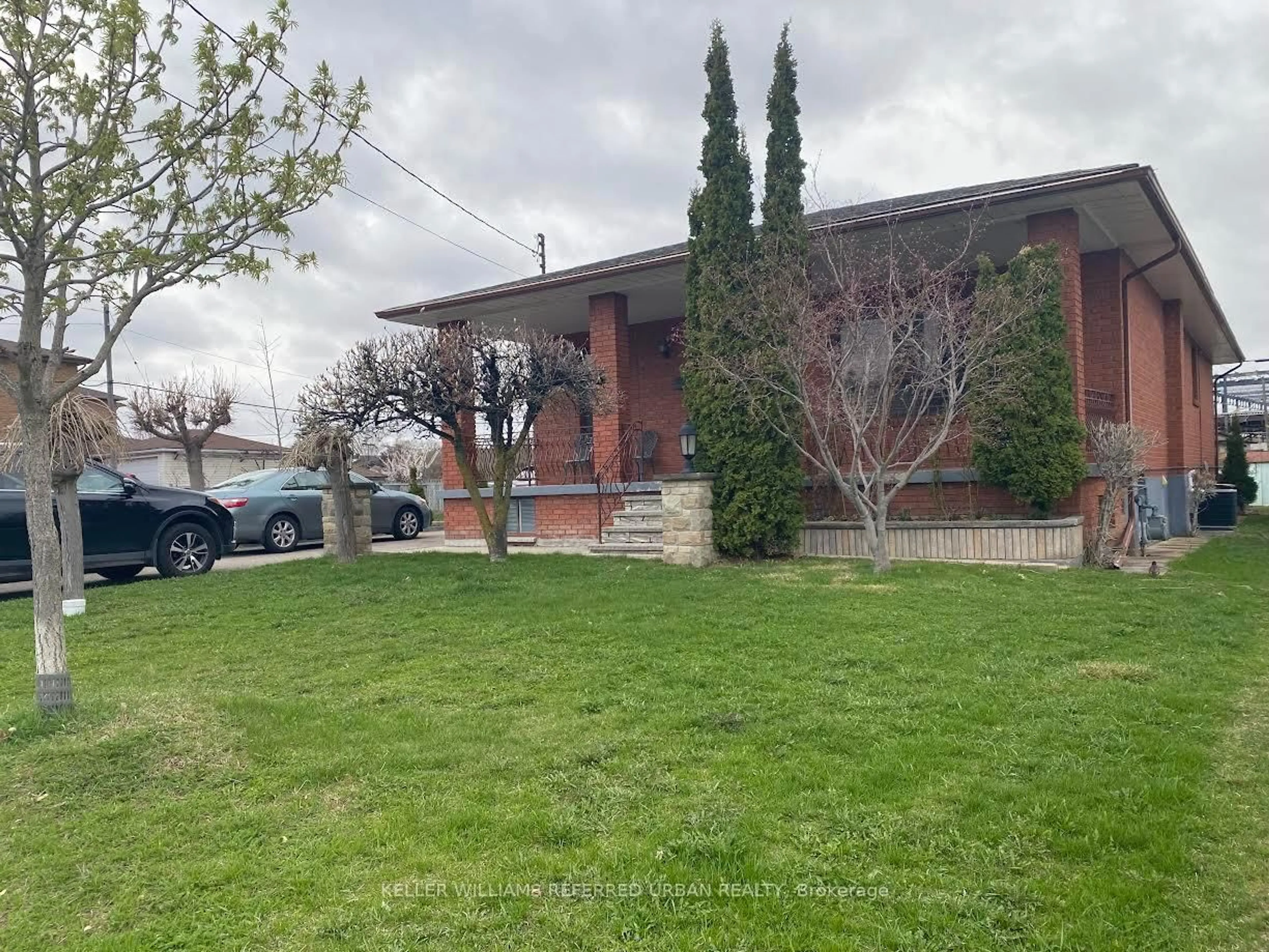 A pic from outside/outdoor area/front of a property/back of a property/a pic from drone, unknown for 64 Glen Long Ave, Toronto Ontario M6B 2M2
