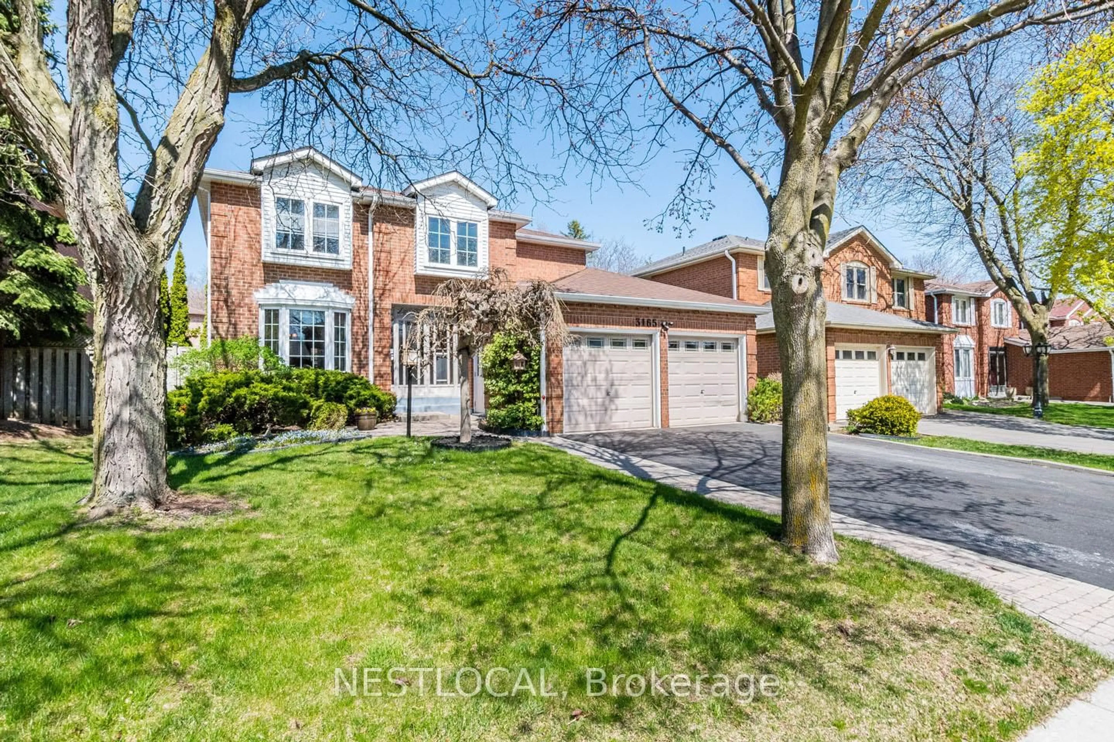Home with brick exterior material, street for 3165 Spring Creek Cres, Mississauga Ontario L5N 4S2