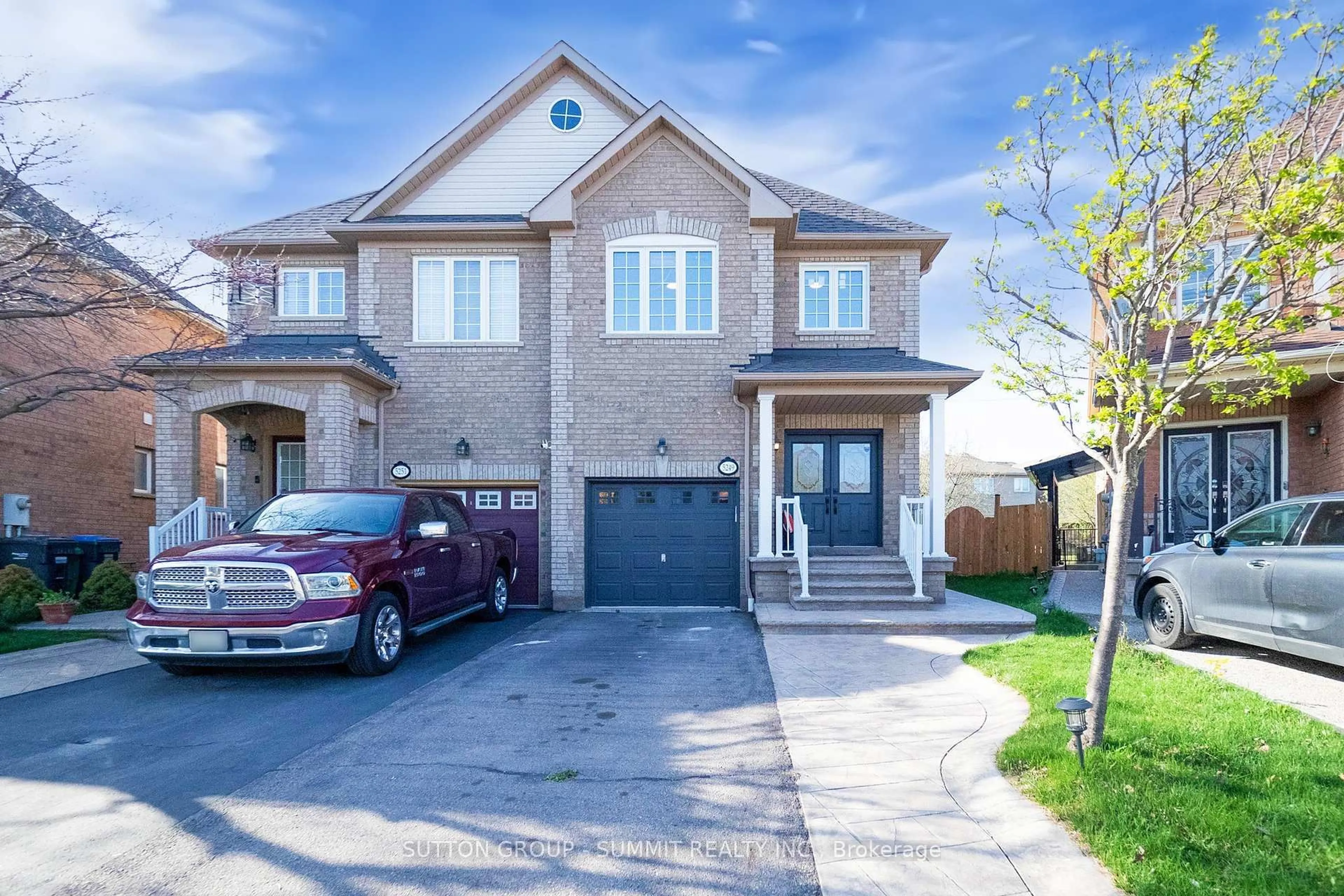 Home with brick exterior material, street for 5249 TRESCA Tr, Mississauga Ontario L5M 0C9