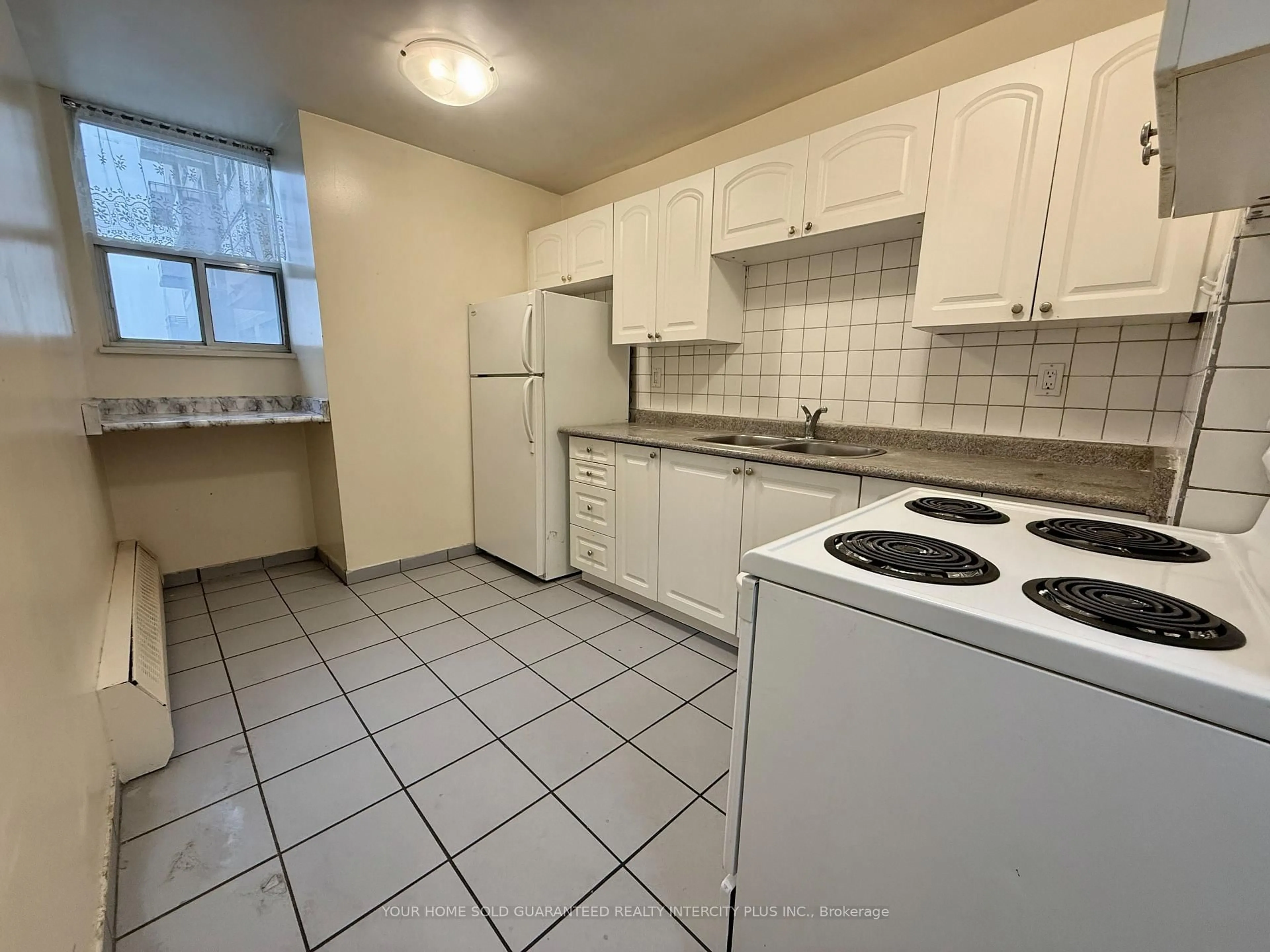 Standard kitchen, unknown for 390 Dixon Rd #708, Toronto Ontario M9R 1T4