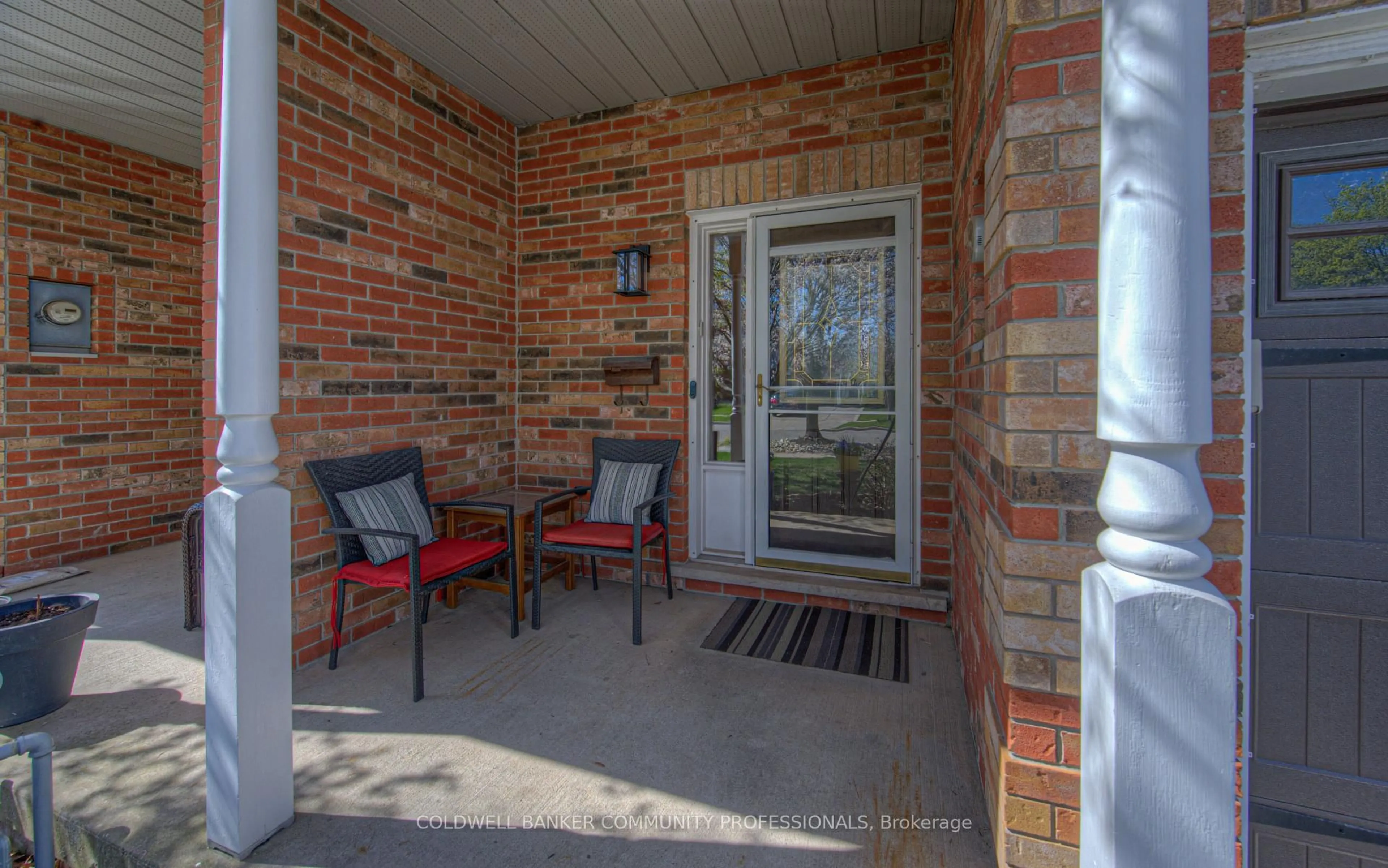 Unknown for 1330 BLANSHARD Dr, Burlington Ontario L7M 4S3