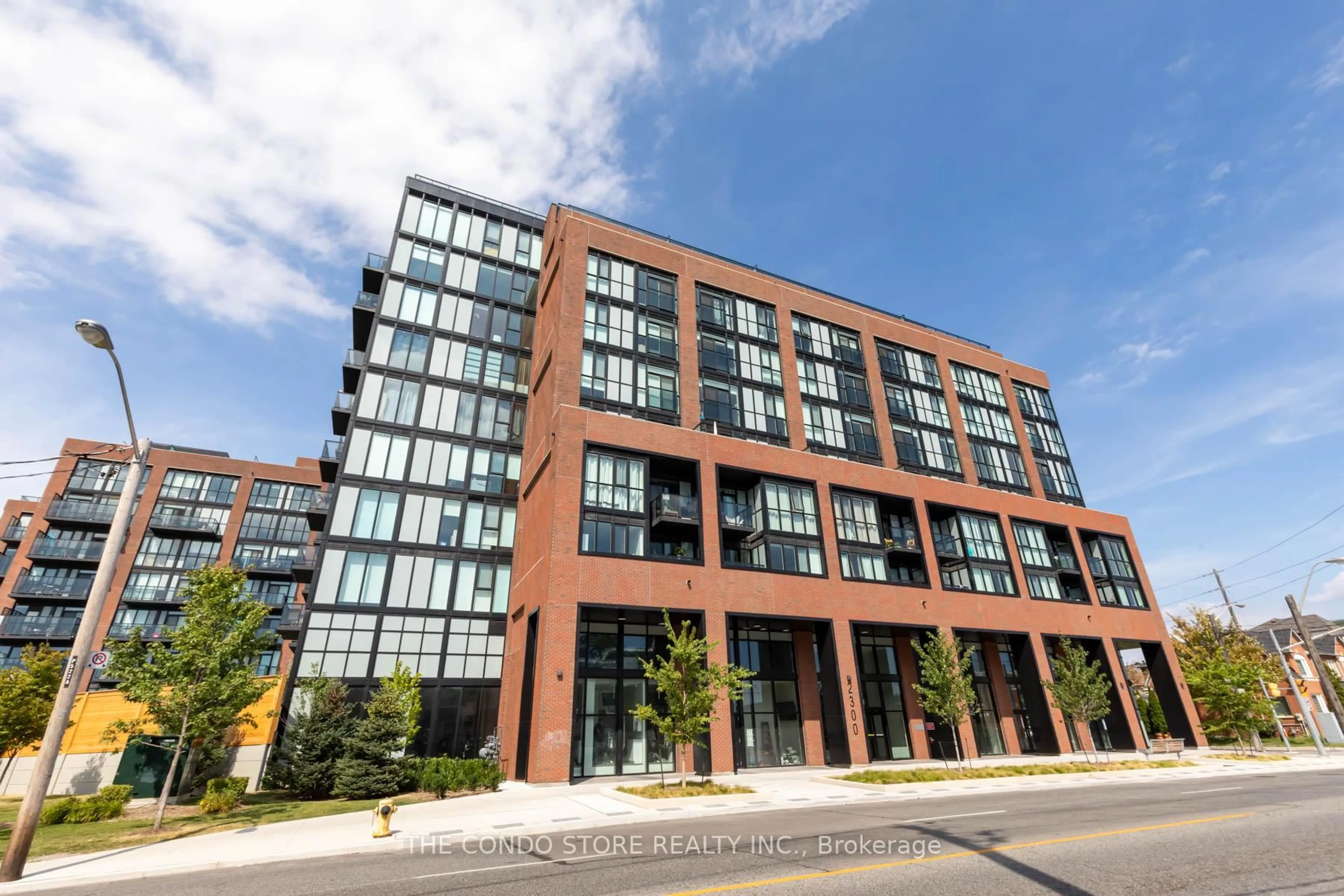 Unknown for 2300 St. Clair Ave #624, Toronto Ontario M6N 1K8
