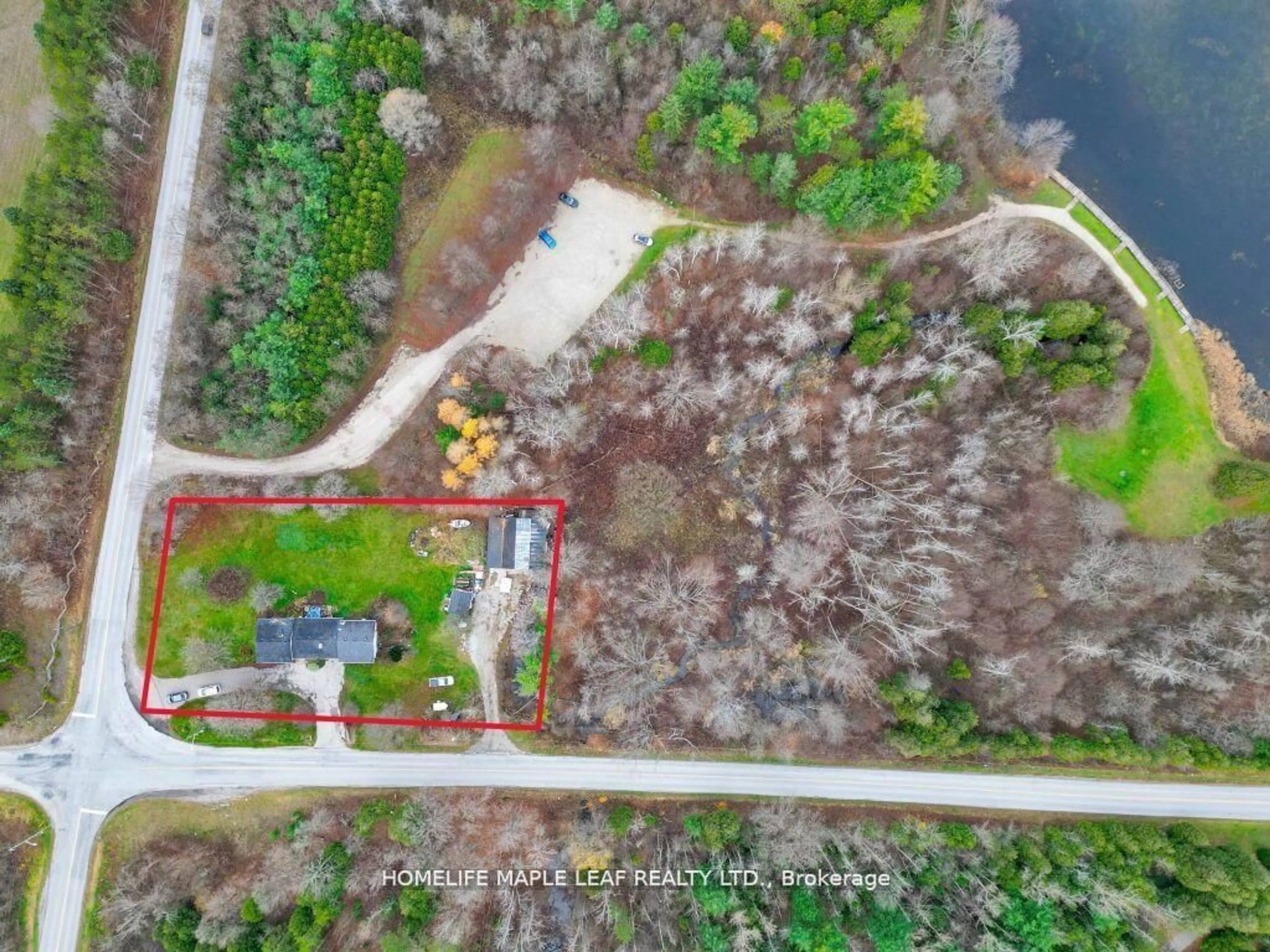 A pic from outside/outdoor area/front of a property/back of a property/a pic from drone, unknown for 2009 SIDEROAD 10 N/A, Milton Ontario L0P 1J0
