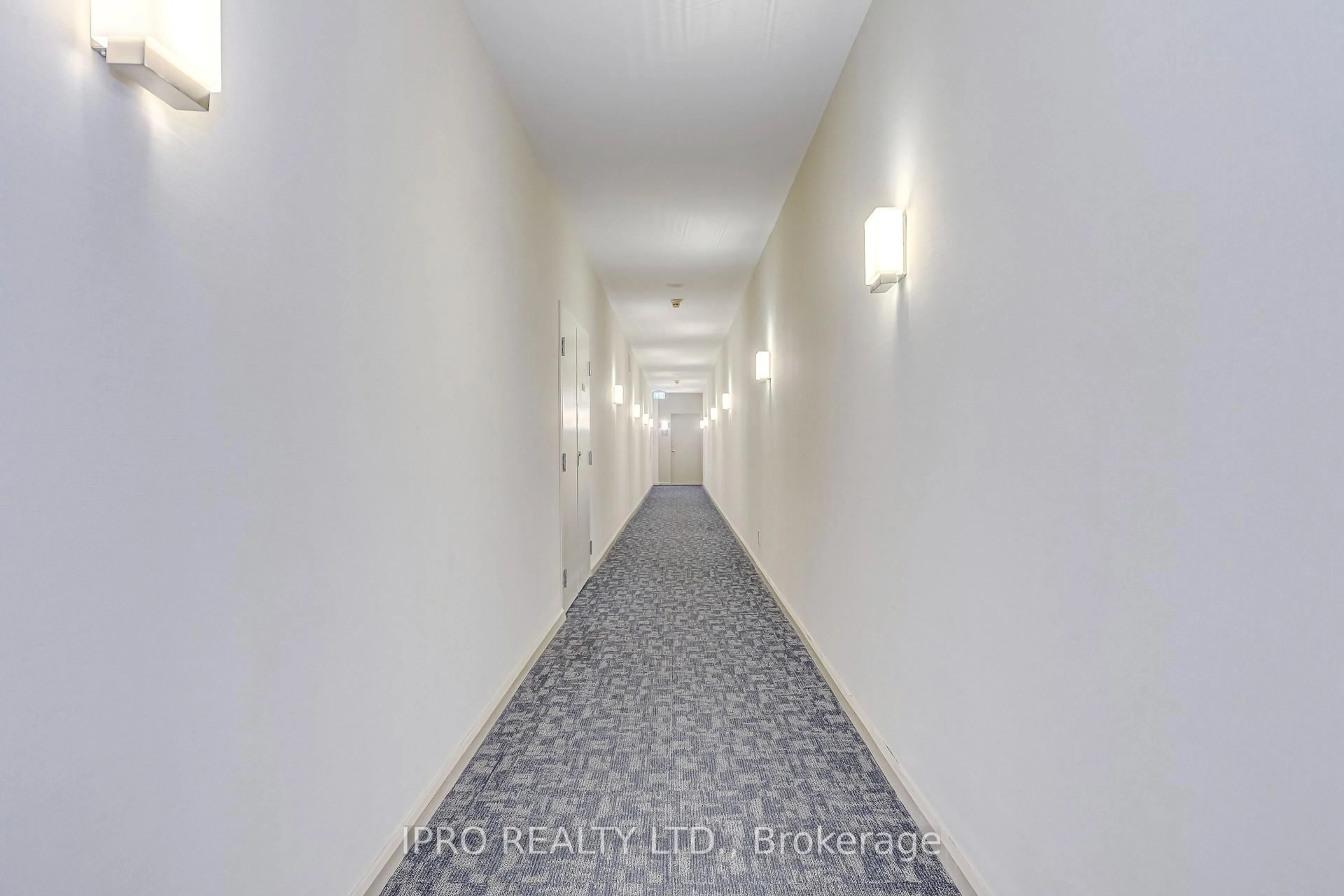 A pic of a room for 220 Burnhamthorpe Rd #604, Mississauga Ontario L5B 4N4