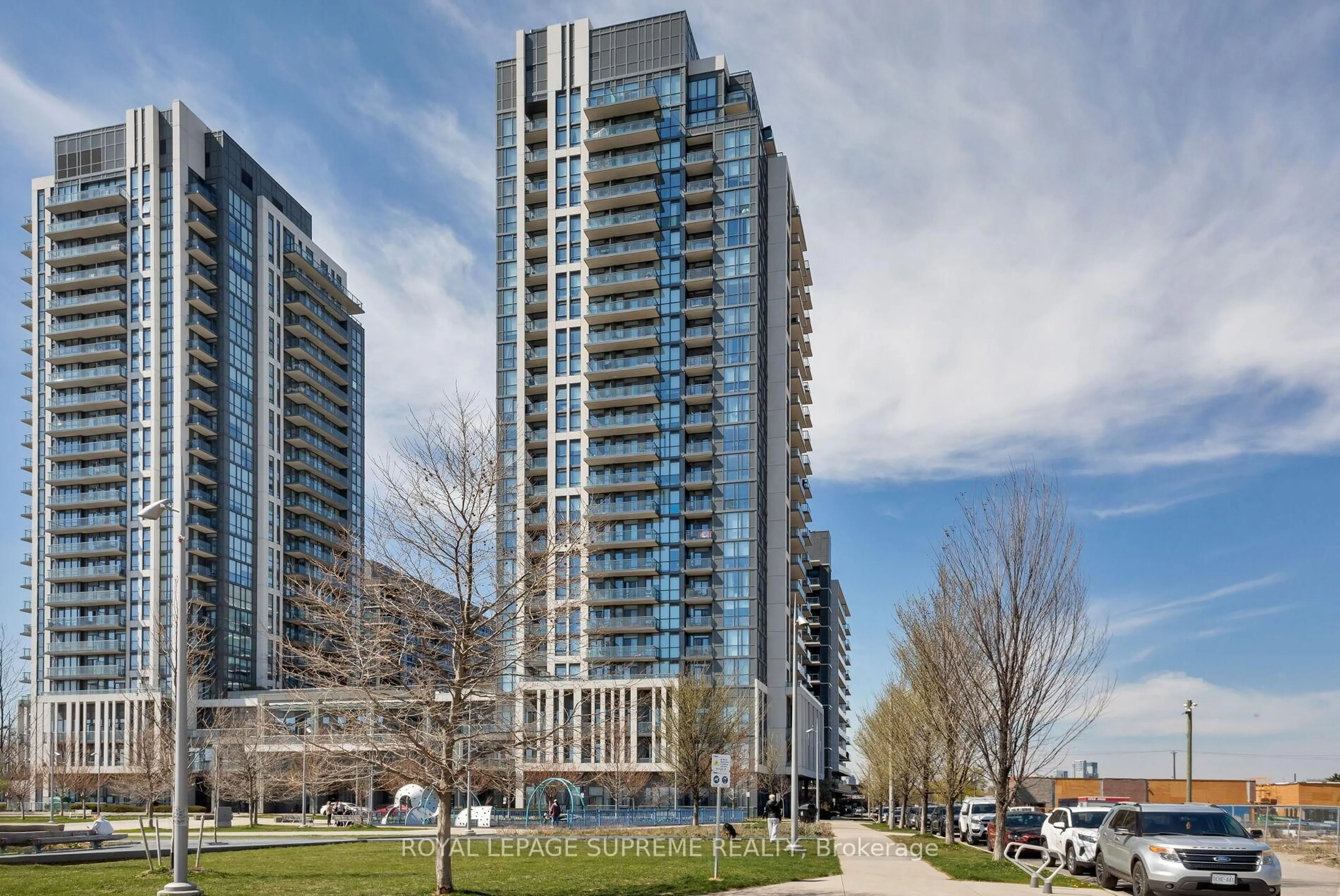 Unknown for 17 Zorra St #306, Toronto Ontario M8Z 0C8