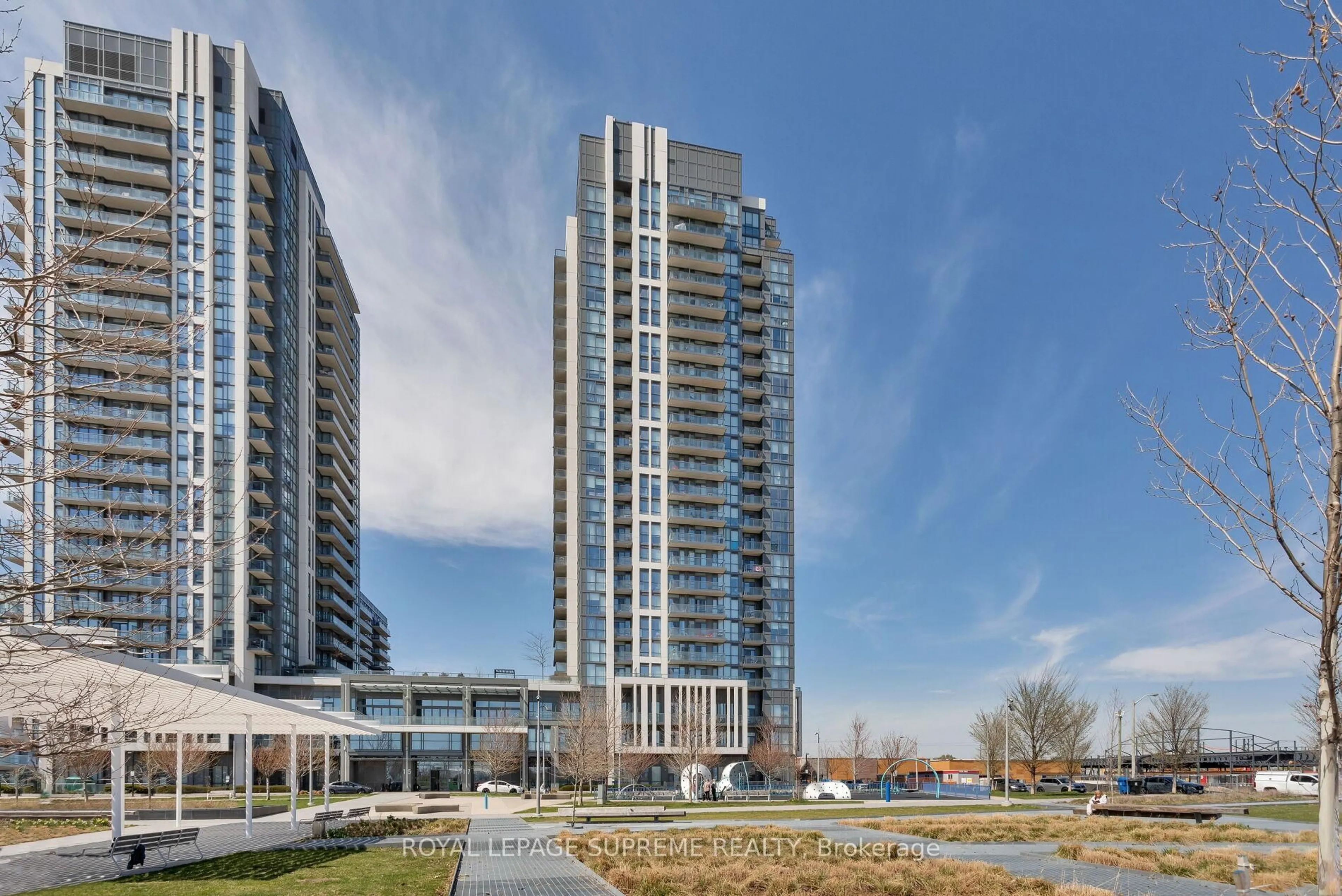 Unknown for 17 Zorra St #306, Toronto Ontario M8Z 0C8