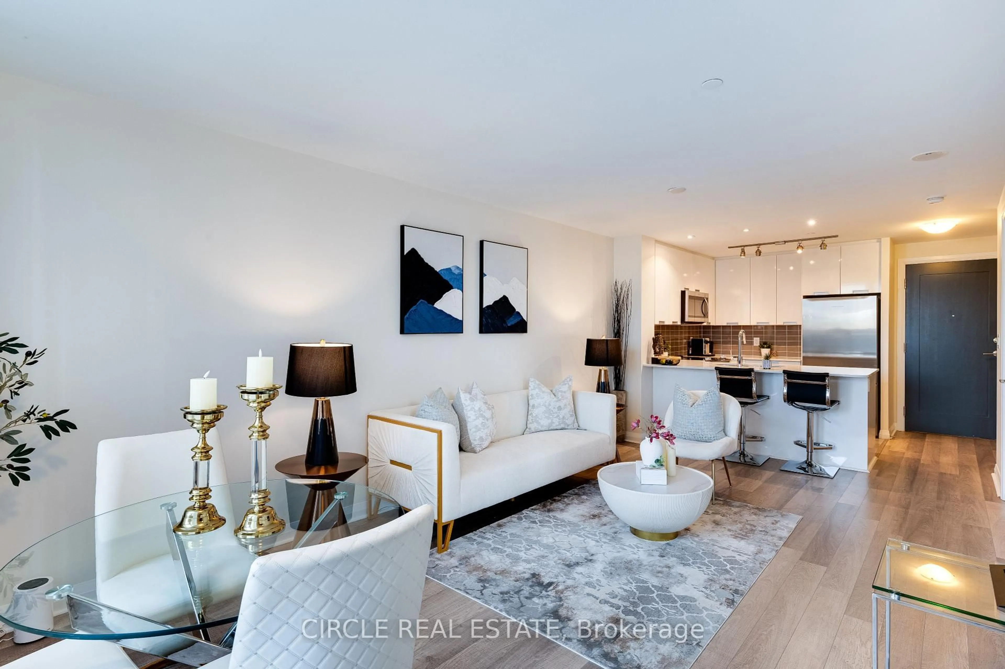 Living room with furniture, unknown for 5033 Four Springs Ave #124, Mississauga Ontario L5R 0G6