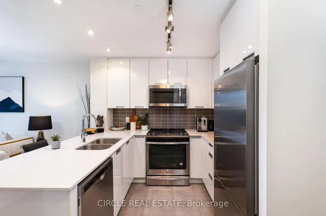 Additional property image - 5033 Four Springs Ave Unit 124