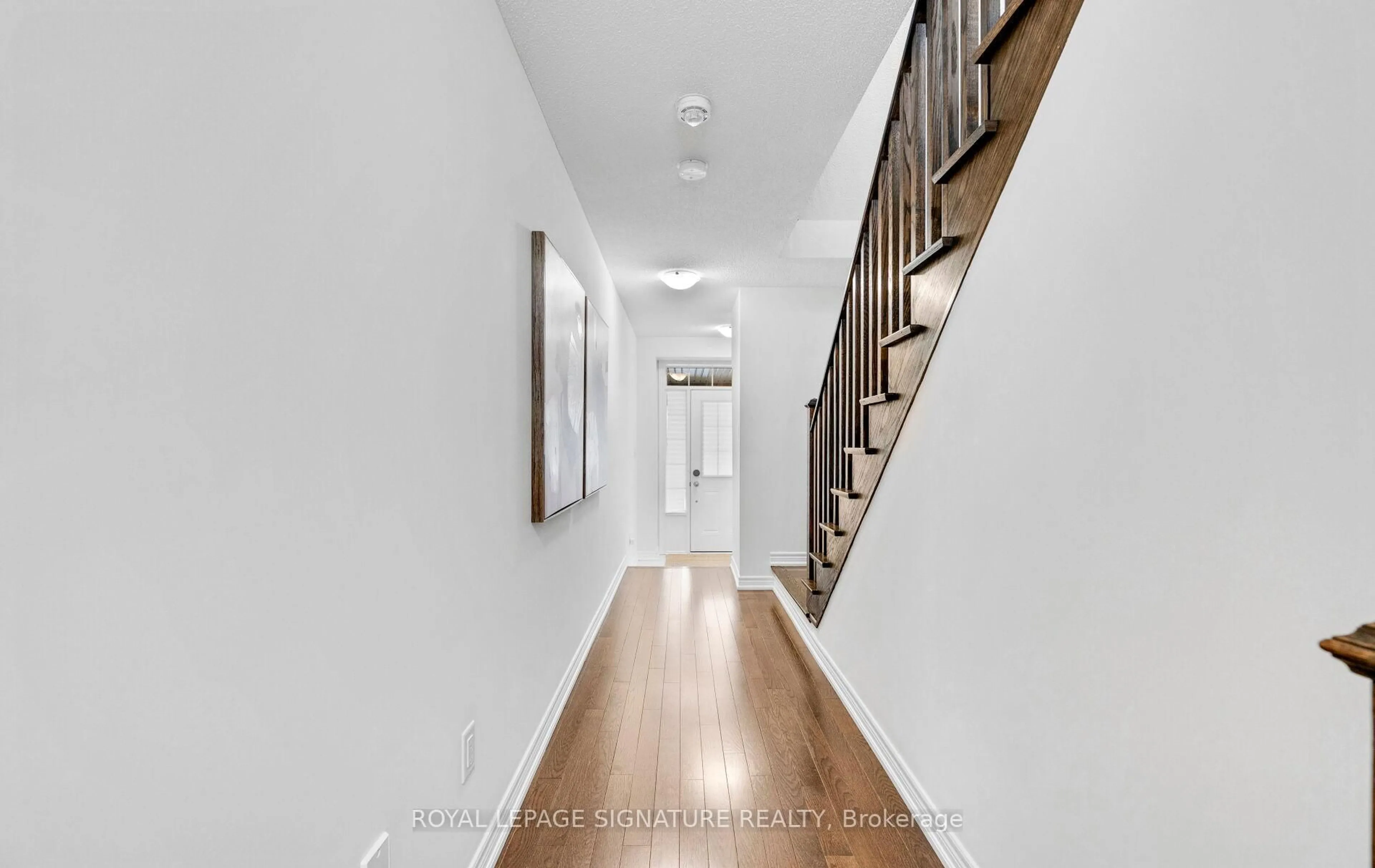 Indoor entryway for 188 Fruitvale Circ, Brampton Ontario L7A 5C4