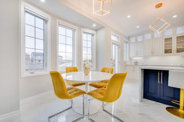 Additional property image - 1436 Connaught Terr