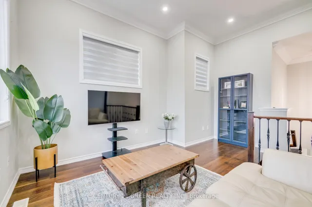 Additional property image - 1436 Connaught Terr