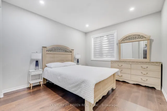 Additional property image - 1436 Connaught Terr
