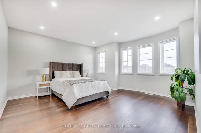 Additional property image - 1436 Connaught Terr