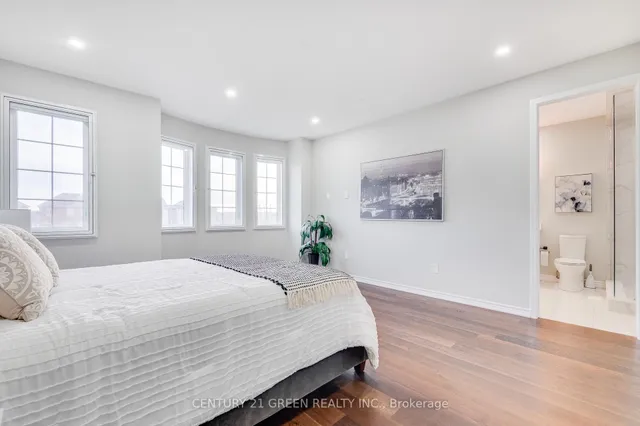 Additional property image - 1436 Connaught Terr