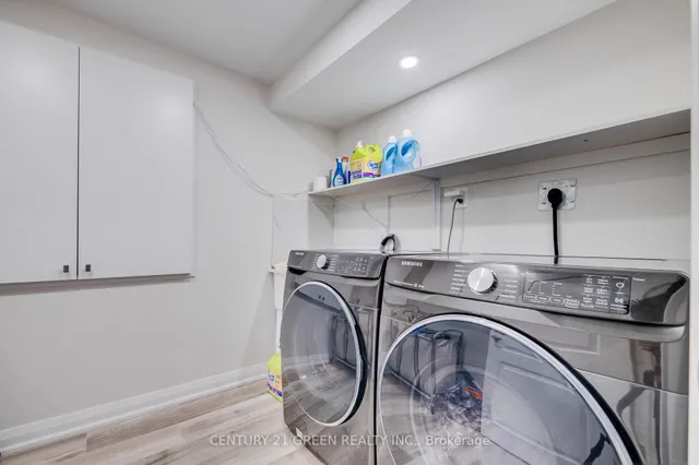 Additional property image - 1436 Connaught Terr