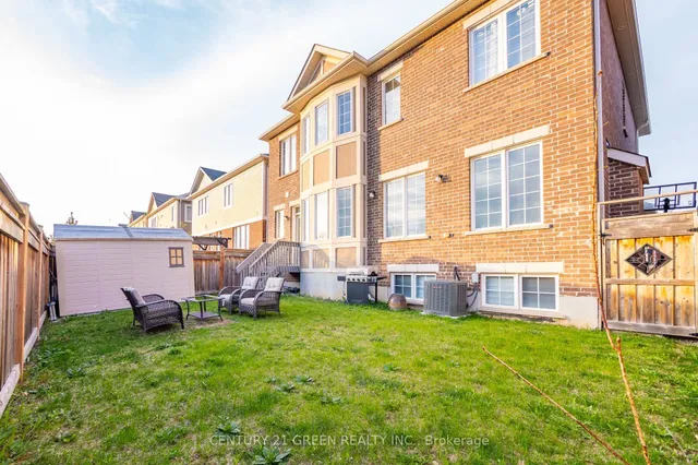 Additional property image - 1436 Connaught Terr