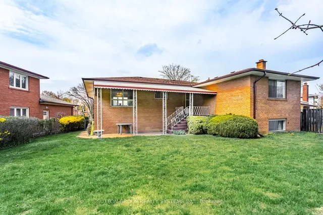 Additional property image - 994 Streamway Cres