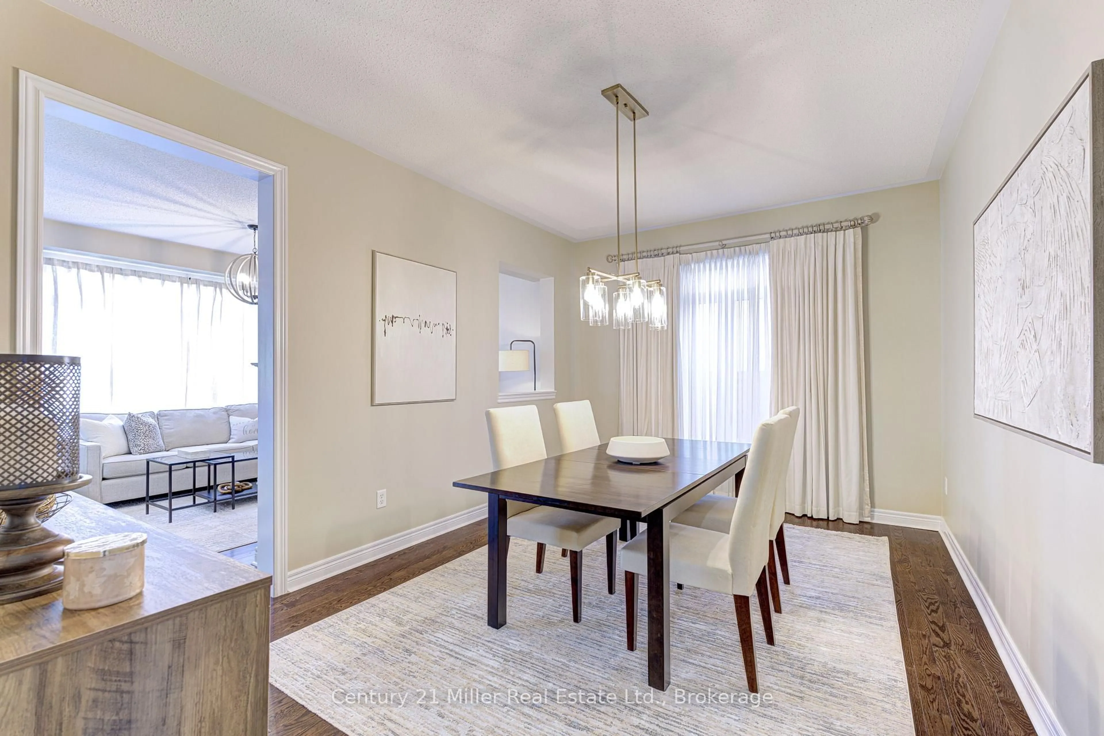 Dining room, wood/laminate floor for 3268 Sealey Cres, Burlington Ontario L7M 0J6