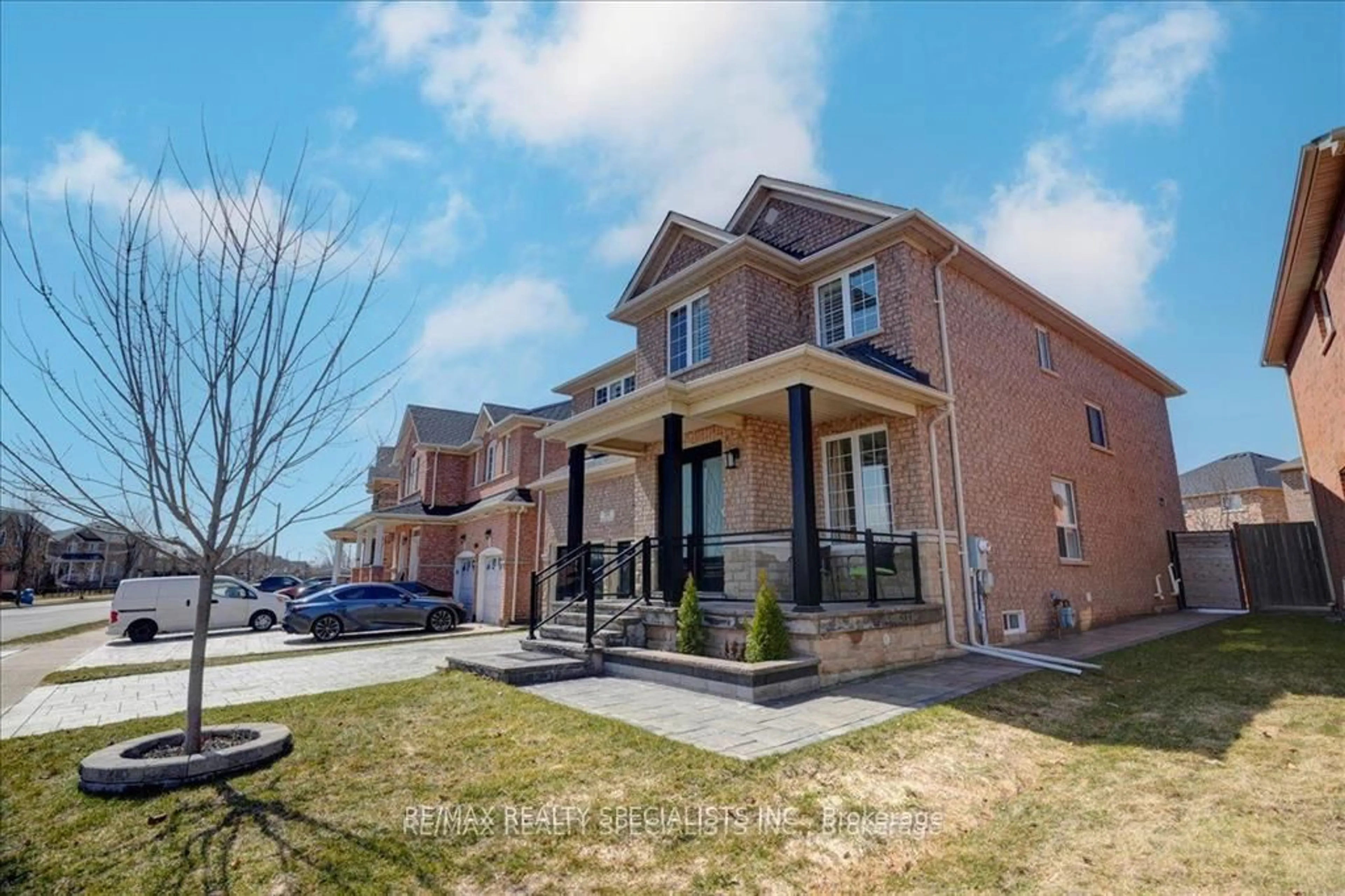 Home with brick exterior material, street for 104 Earlsbridge Blvd, Brampton Ontario L7A 3W7