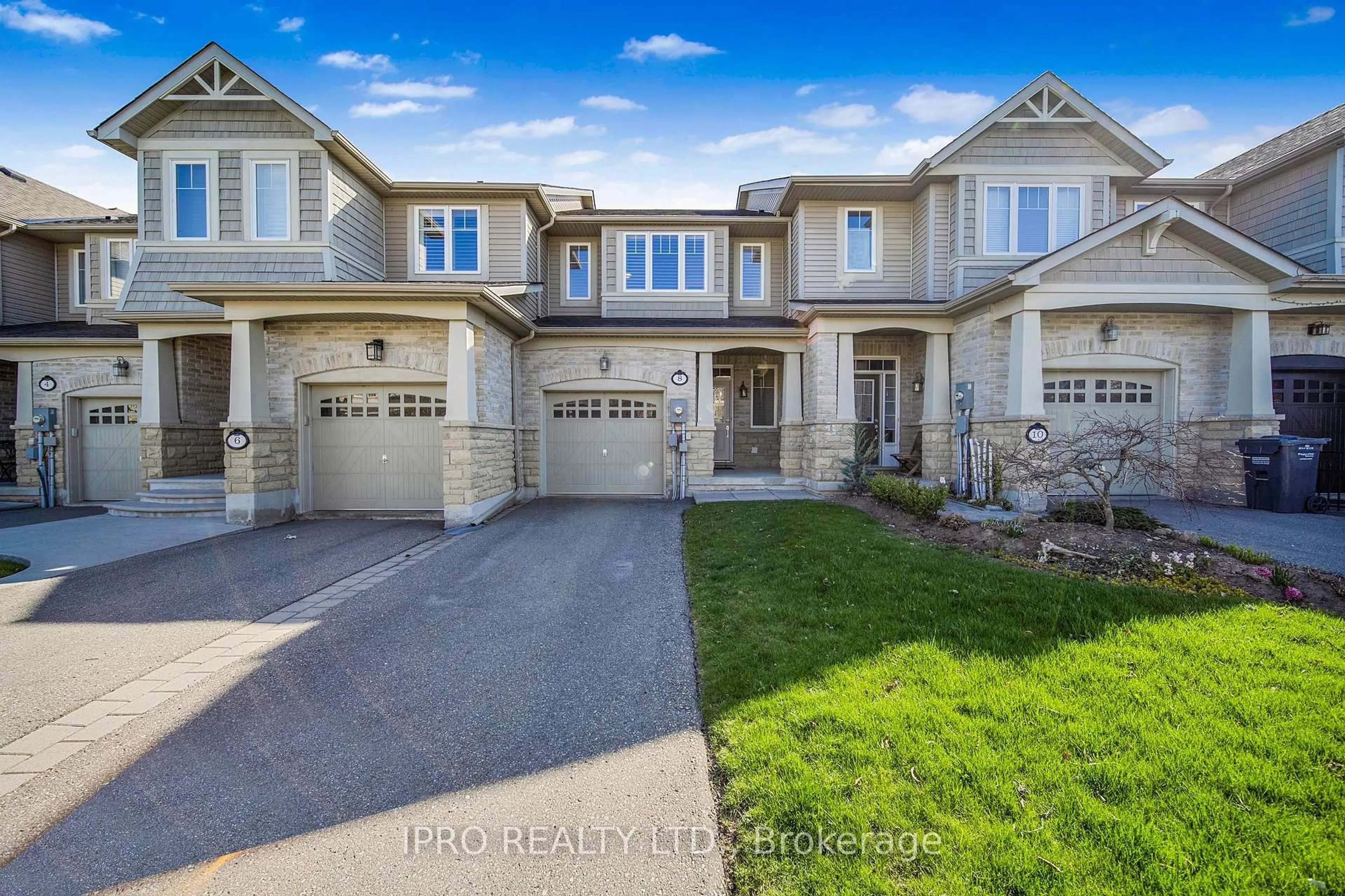 Unknown for 8 Icefall Rd, Caledon Ontario L7C 3T6