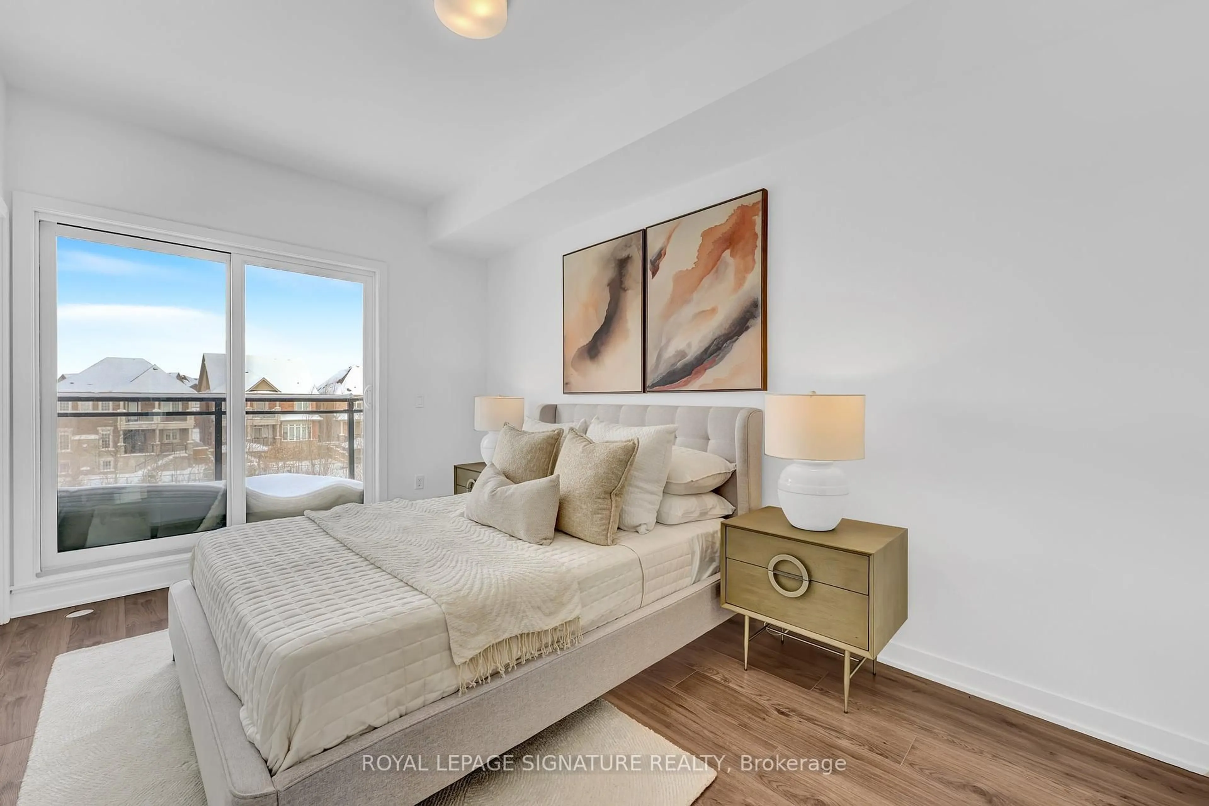 Bedroom with bed, unknown for 3057 Trailside Dr, Oakville Ontario L6M 4M2