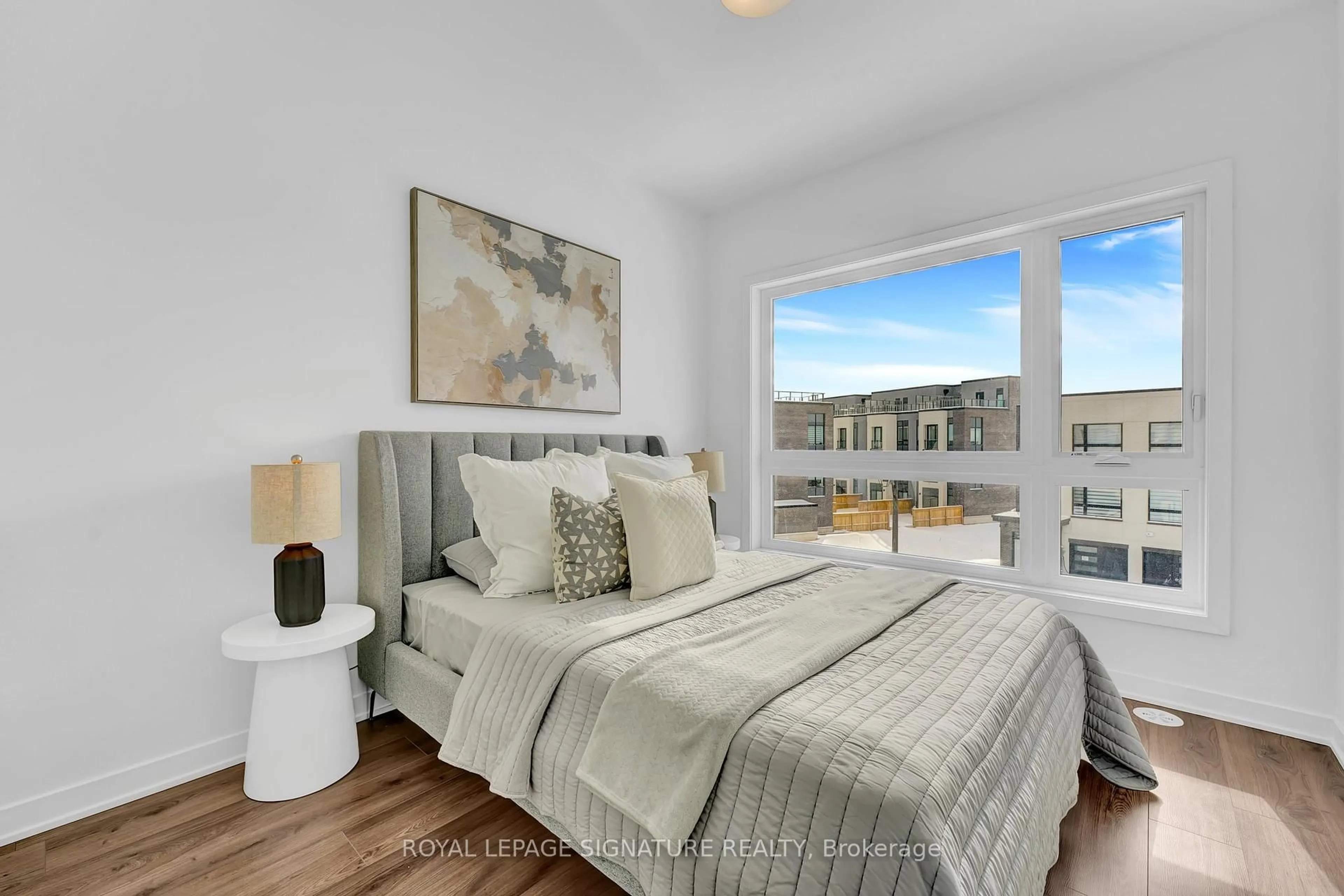 Bedroom with bed, unknown for 3057 Trailside Dr, Oakville Ontario L6M 4M2