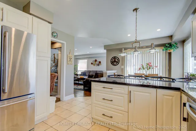 Additional property image - 1044 Zimmerman Cres