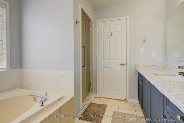 Additional property image - 1044 Zimmerman Cres
