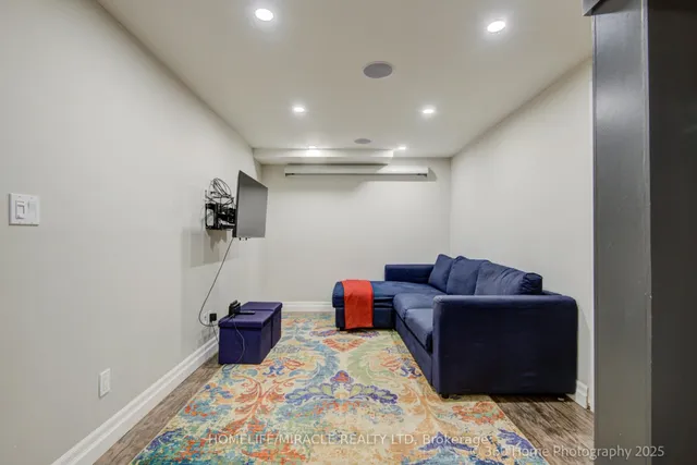 Additional property image - 1044 Zimmerman Cres