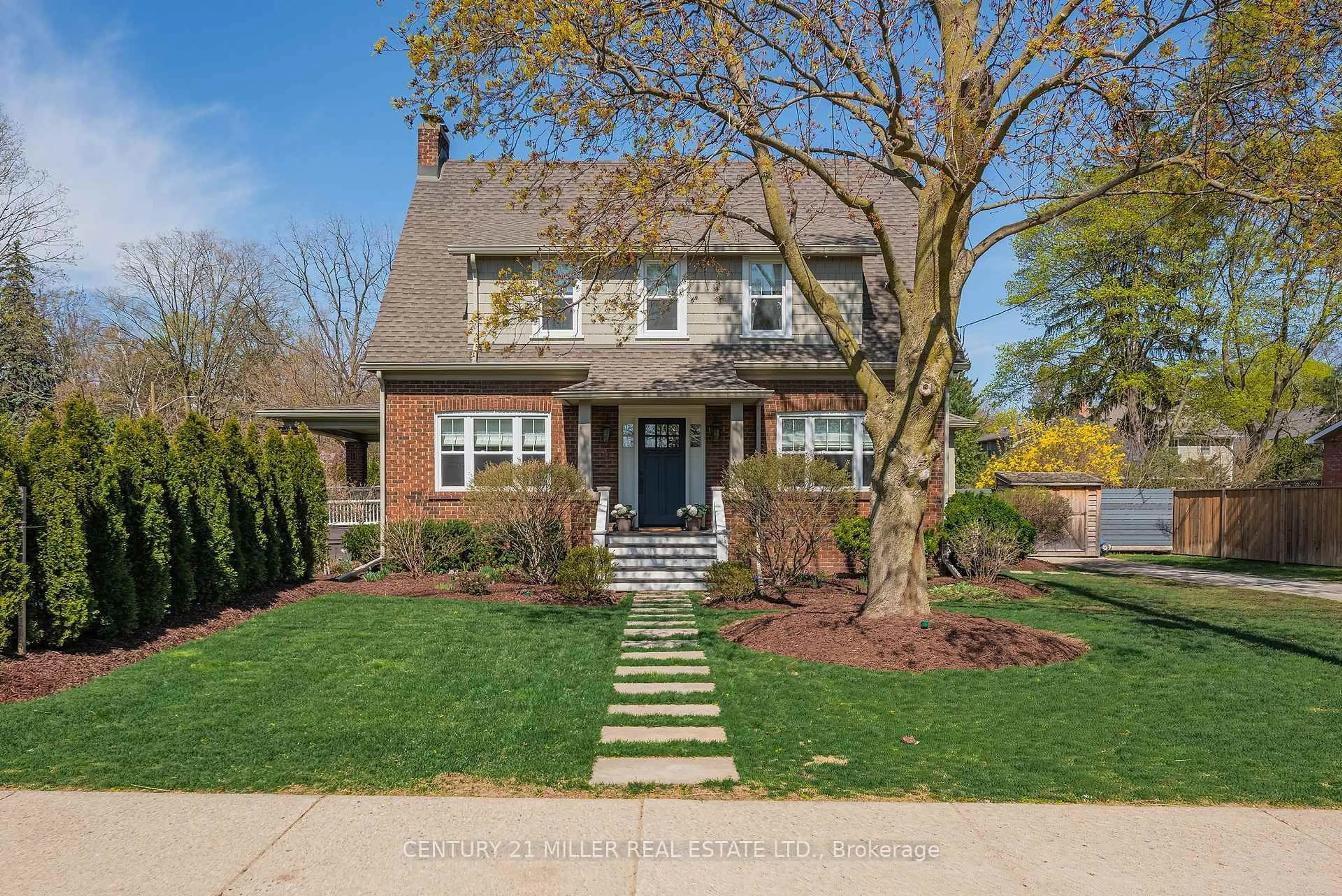 Home with brick exterior material, street for 362 Galt Ave, Oakville Ontario L6J 1Z6