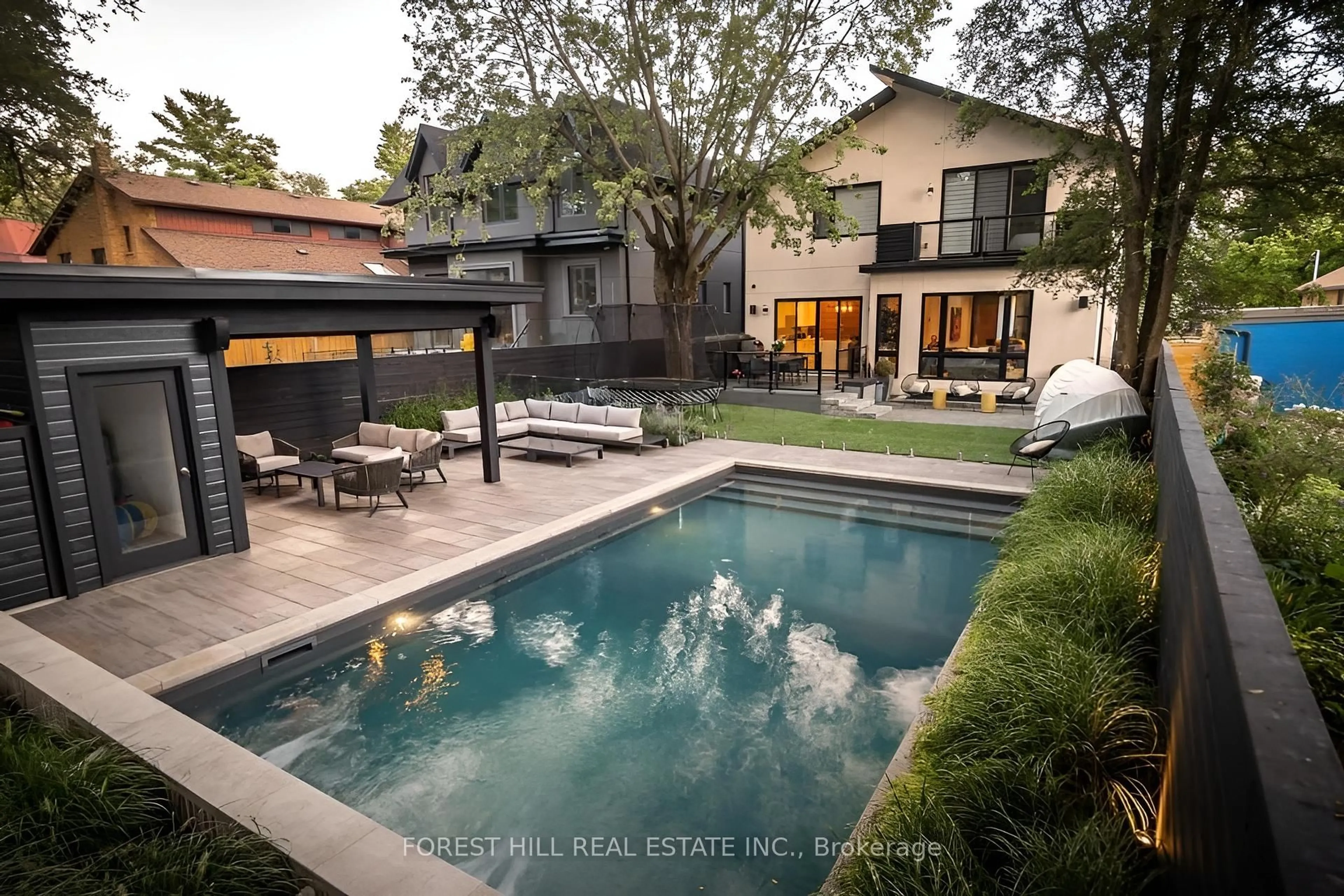 Pool for 8 Nora Rd, Toronto Ontario M9A 1C9