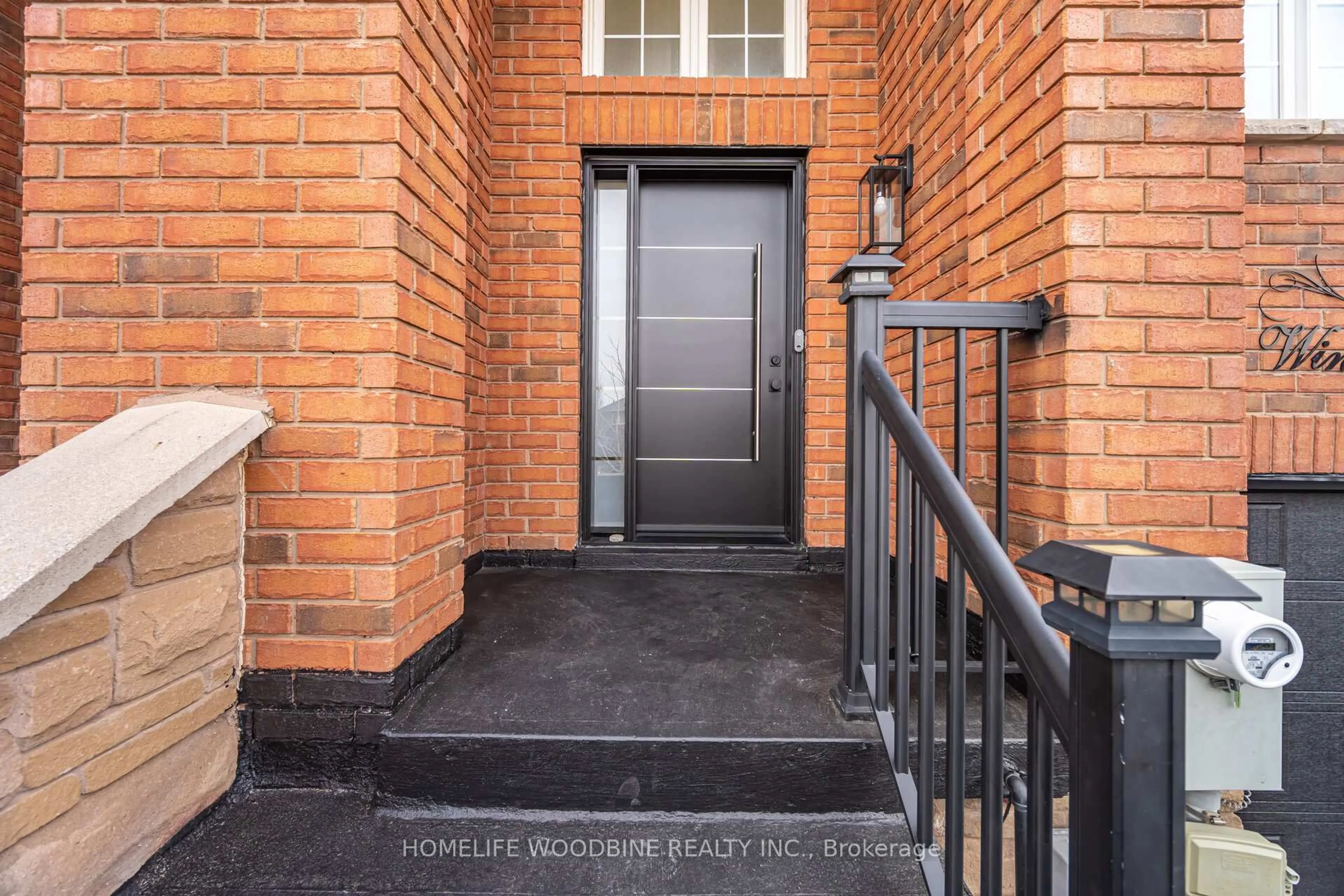 Indoor entryway for 97 Winners Circ, Brampton Ontario L7A 1M2