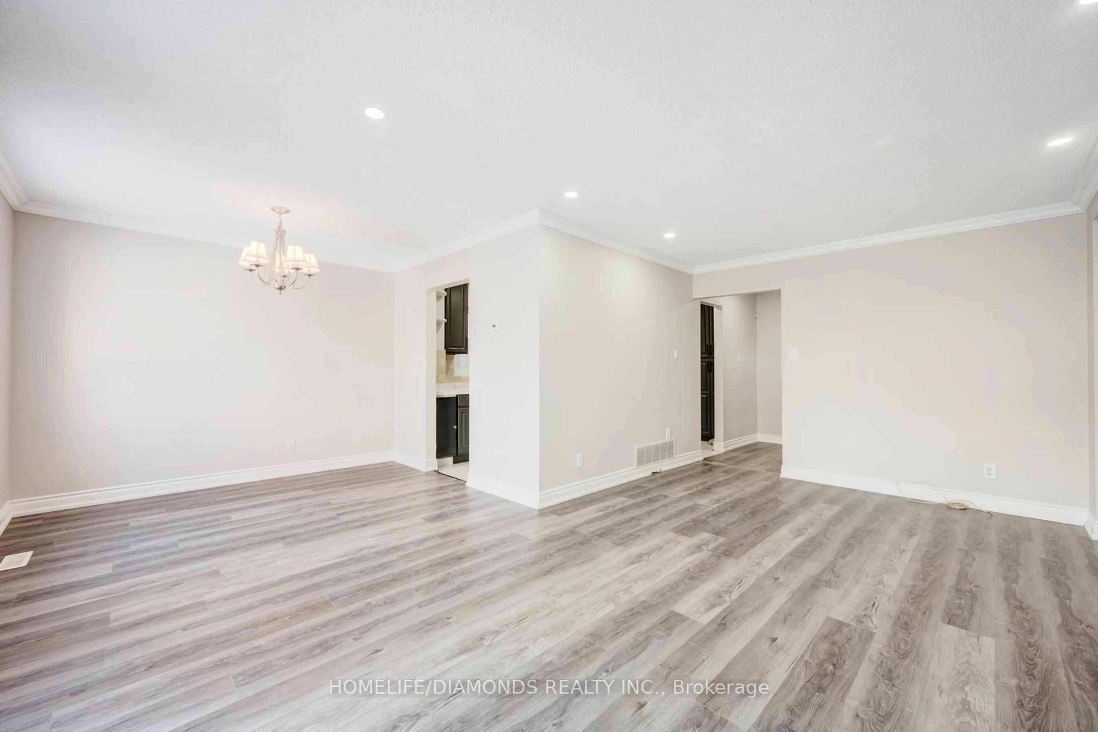A pic of a room for 79 Ecclestone Dr, Brampton Ontario L6X 3M8
