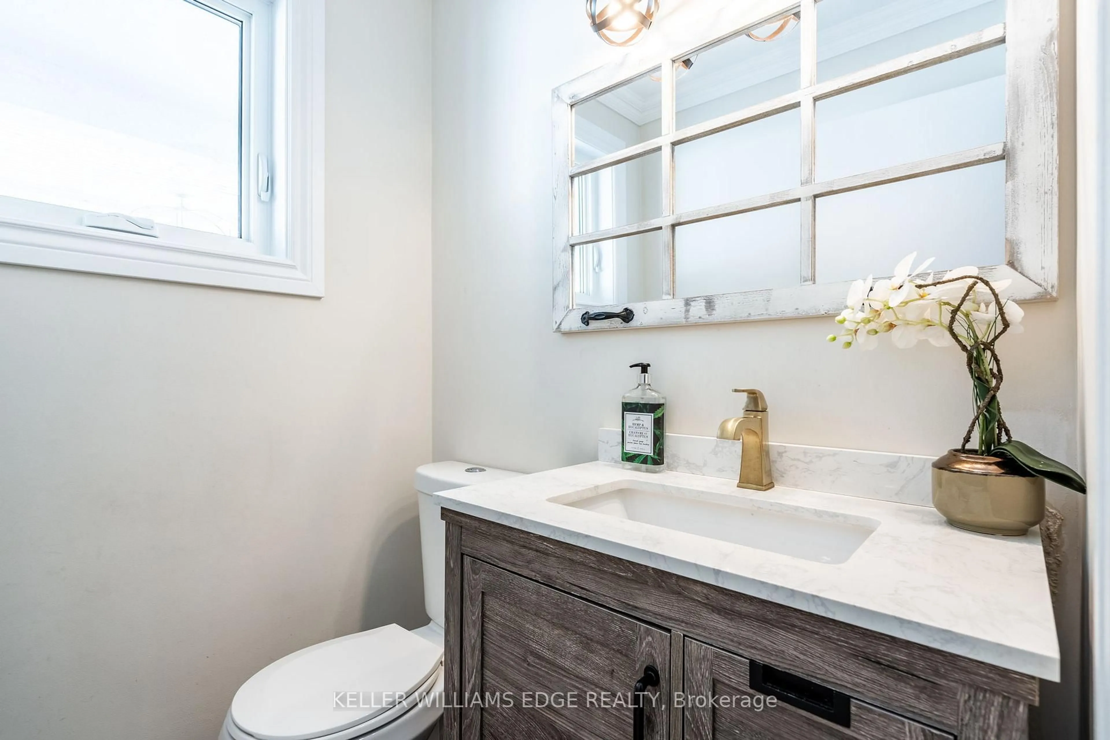 Contemporary bathroom, ceramic/tile floor for 4316 Derry Rd, Burlington Ontario L7M 0R5