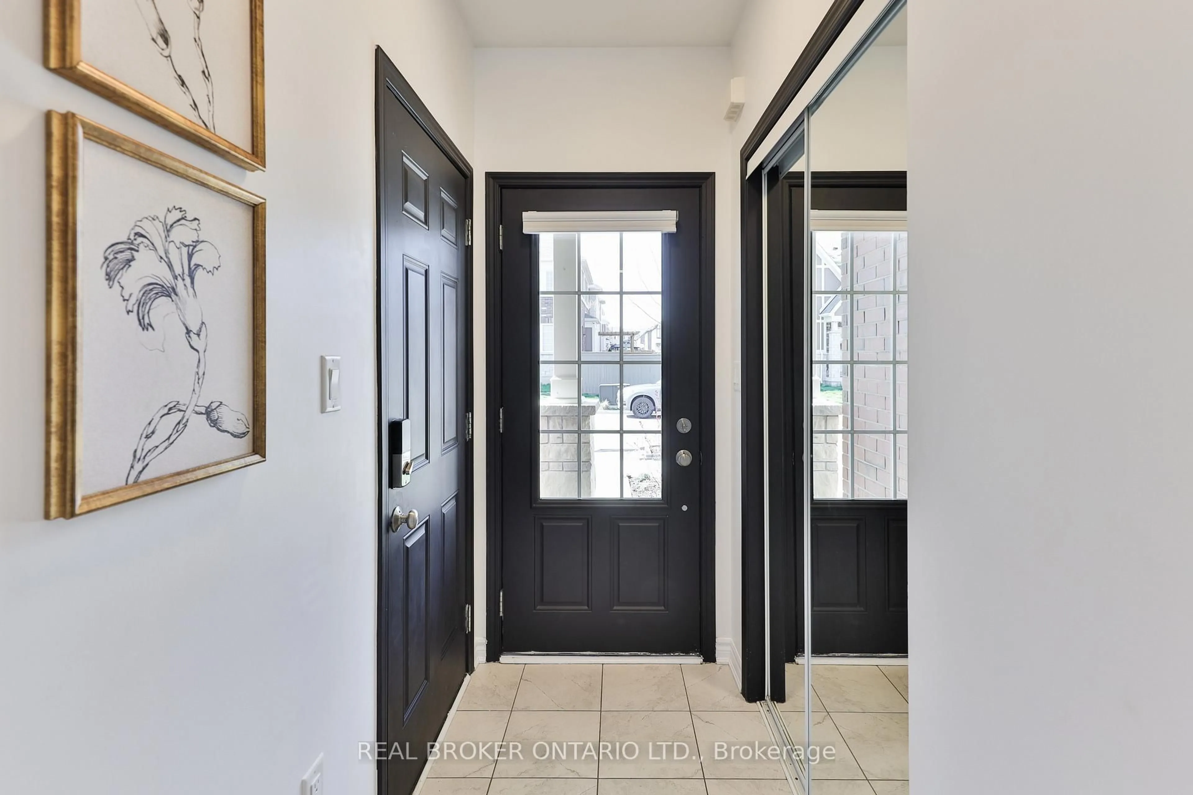 Indoor entryway for 280 Jean Landing St, Milton Ontario L9E 1C7