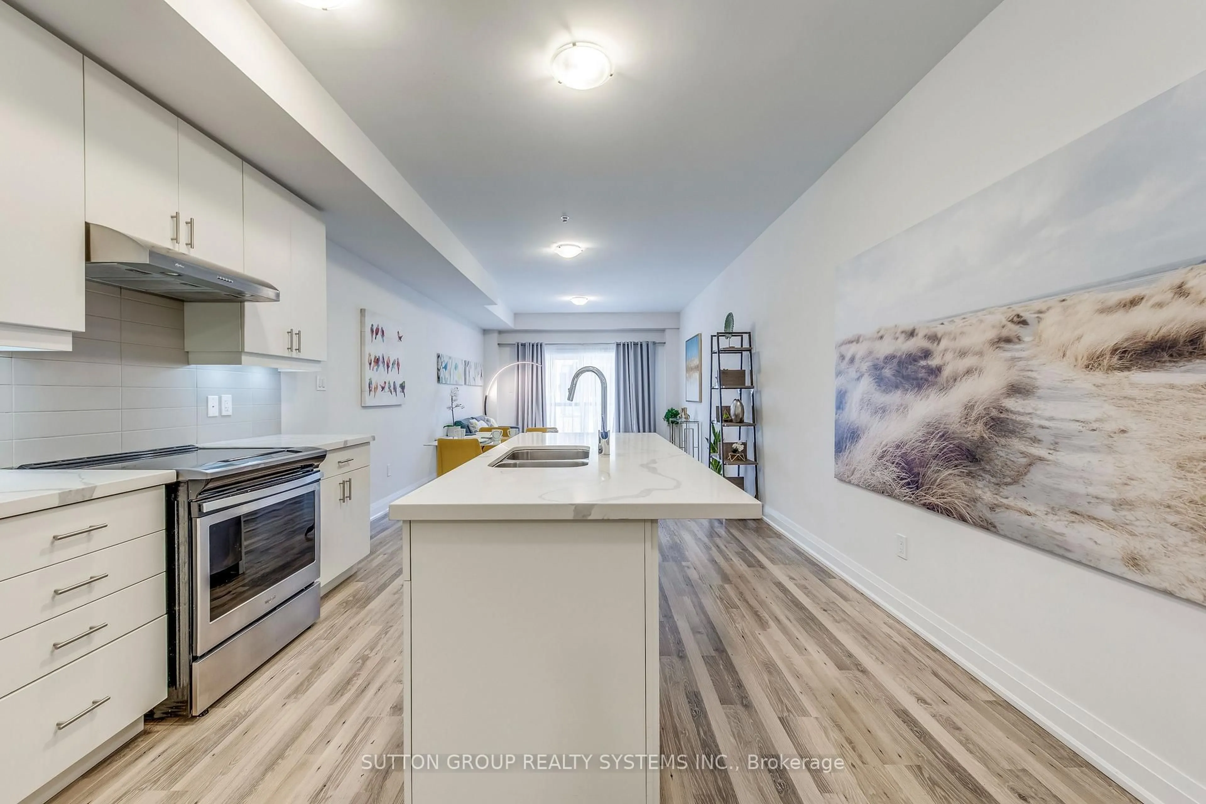 Open concept kitchen, unknown for 1774A Lawrence Ave, Toronto Ontario M6L 0A3