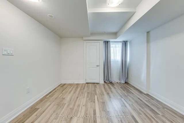 Additional property image - 1774A Lawrence Ave