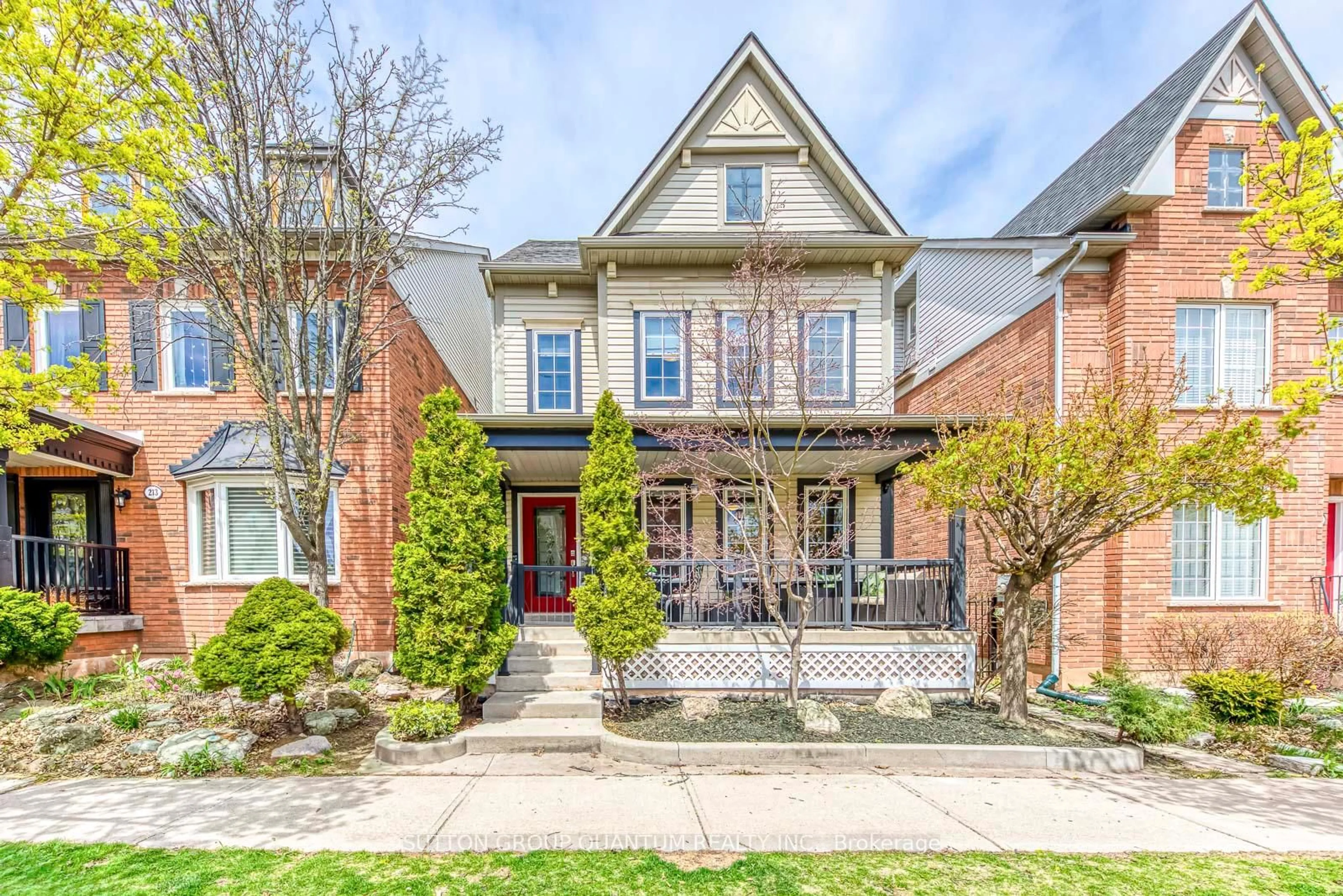 Home with brick exterior material, street for 215 ROXTON Rd, Oakville Ontario L6H 6M9