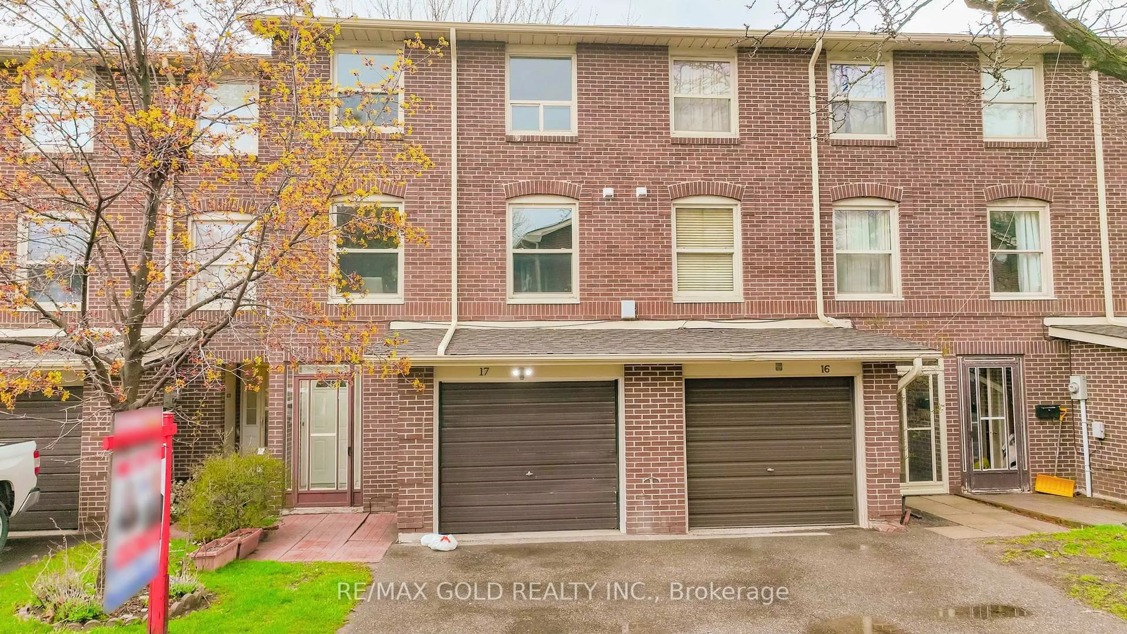 Home with brick exterior material, street for 17 Eden Park Dr, Brampton Ontario L6T 3A5