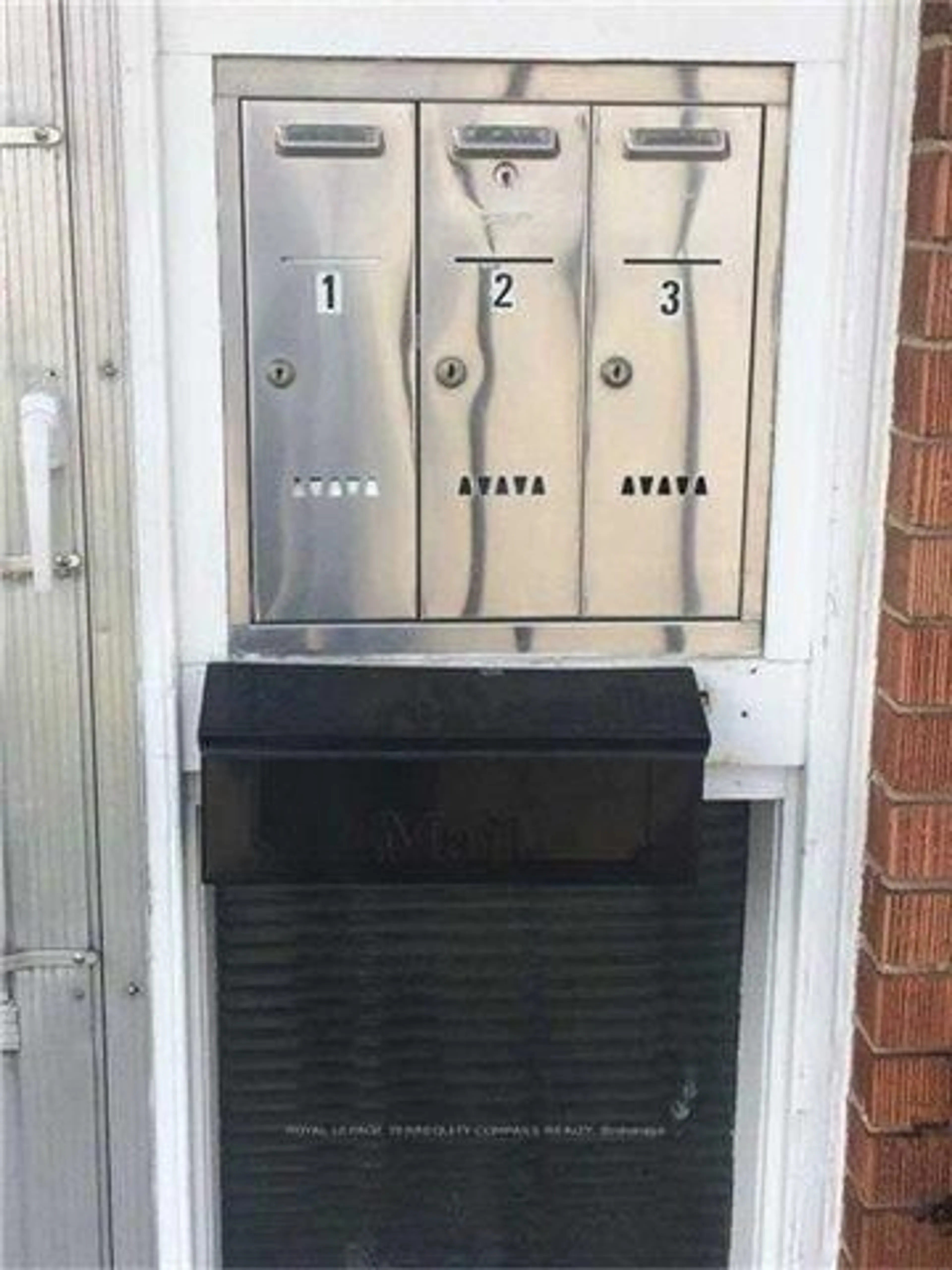 Unknown for 606 Harvie Ave, Toronto Ontario M6E 4M1
