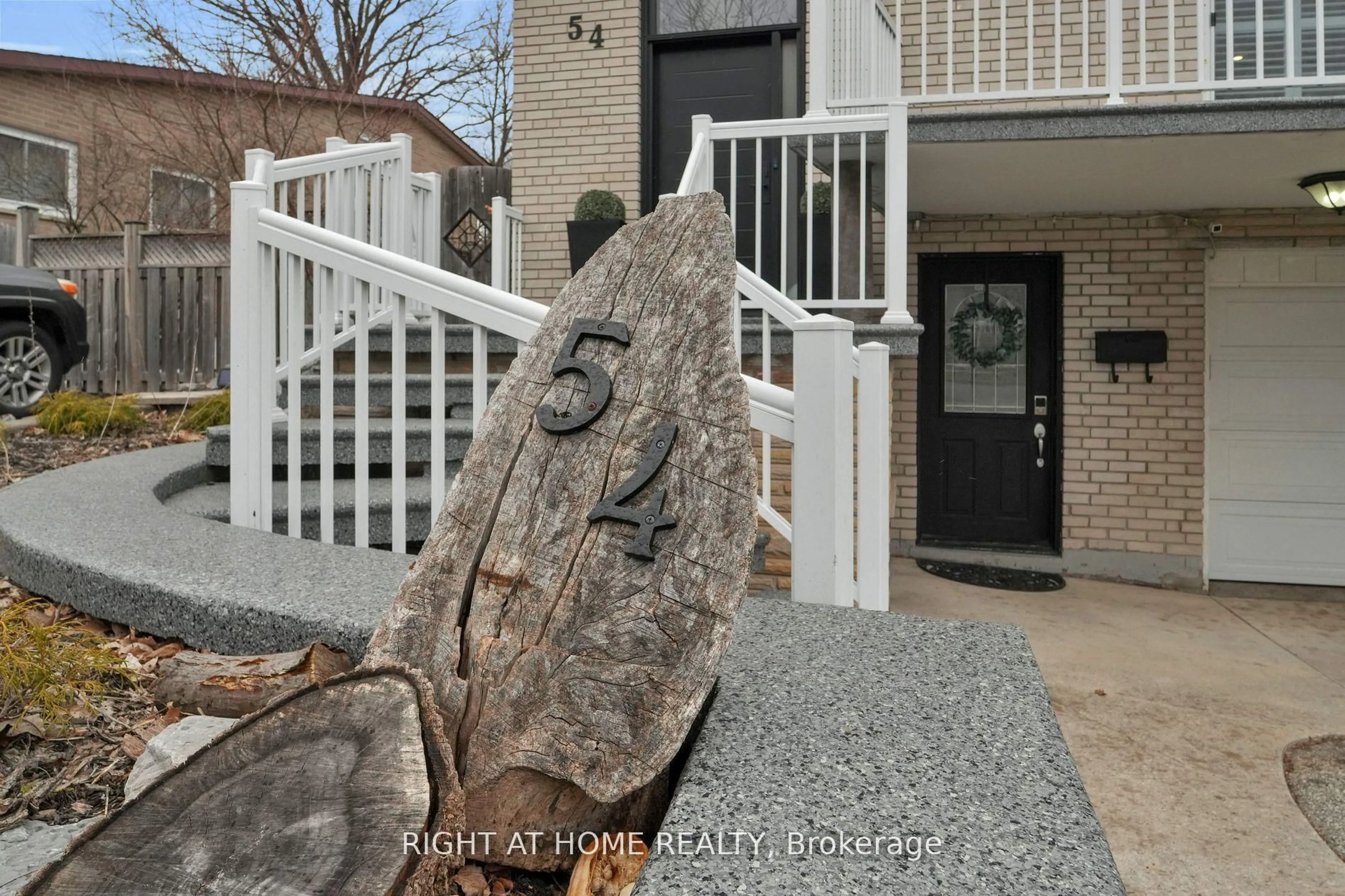 Unknown for 54 Primula Cres, Toronto Ontario M9L 1K2